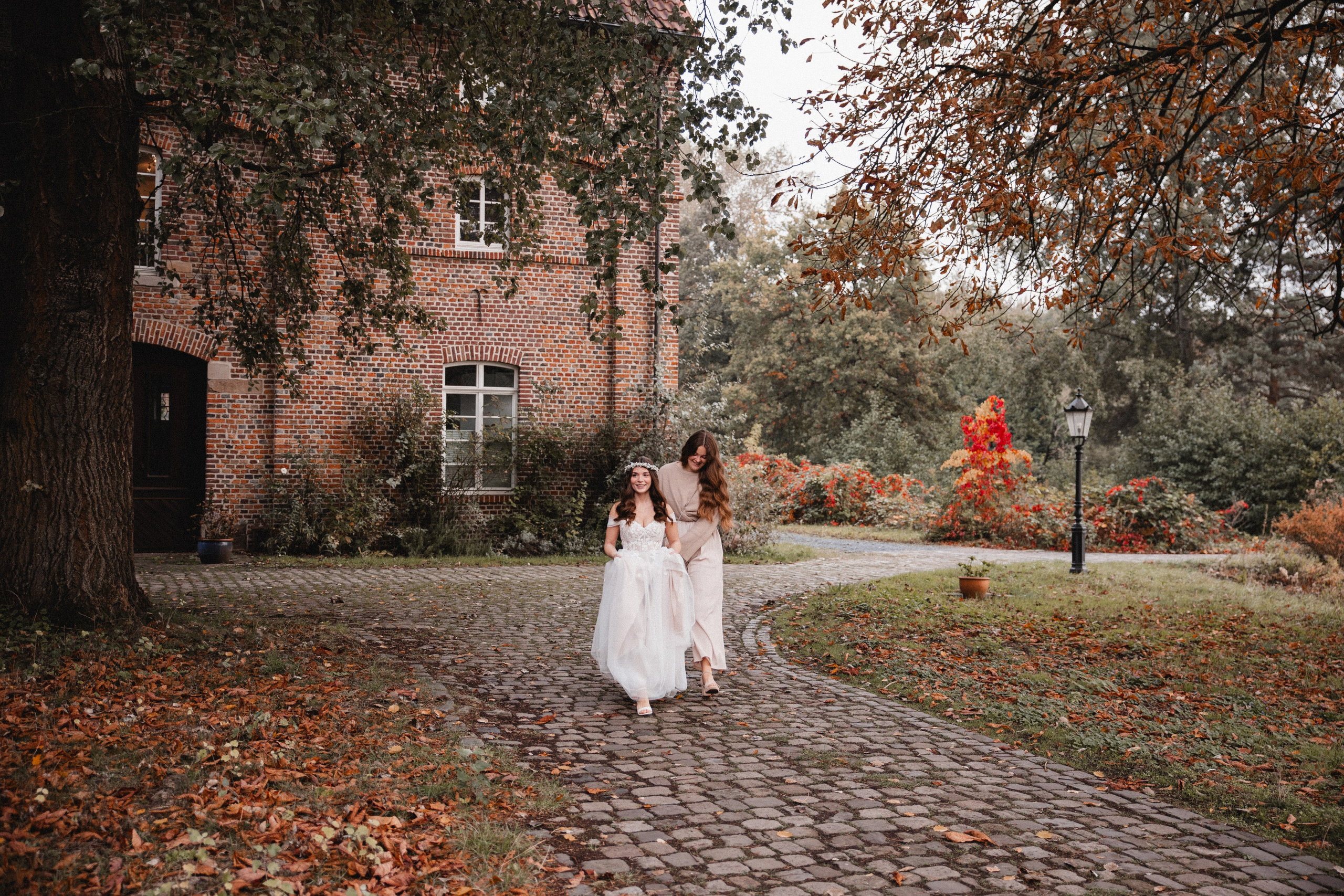 Lena & Philip | Schloss Bladenhorst, Castrop-Rauxel. Hochzeitsfotografie |Hochzeitsfotograf Bochum | Hochzeitsfotograf Dortmund | Hochzeitsfotograf Essen | Hochzeitsfotograf Ruhrgebiet