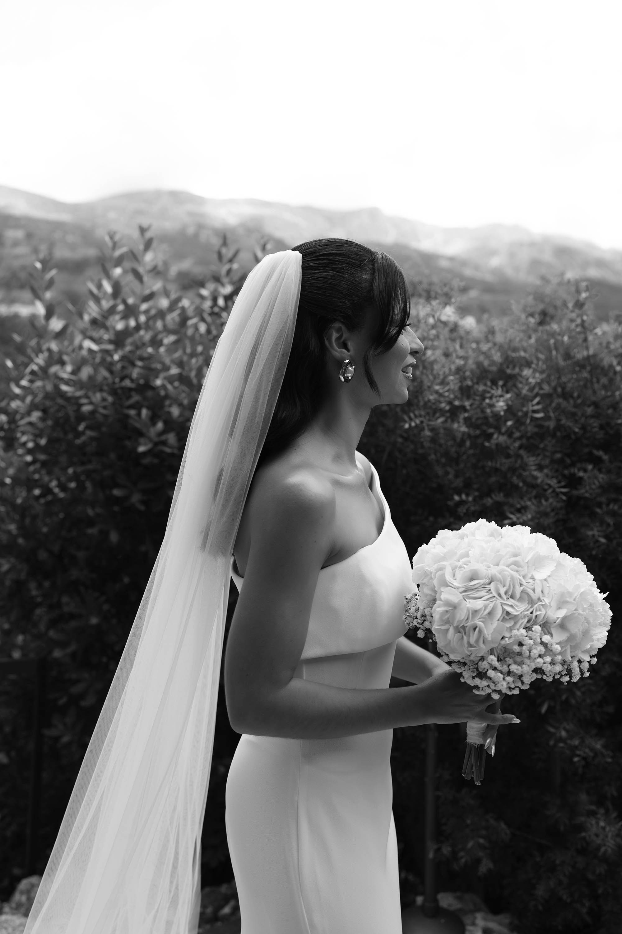 Sarah and Theo — VIVOOD. Fotógrafos de bodas de destino y creadores de contenido con base en España