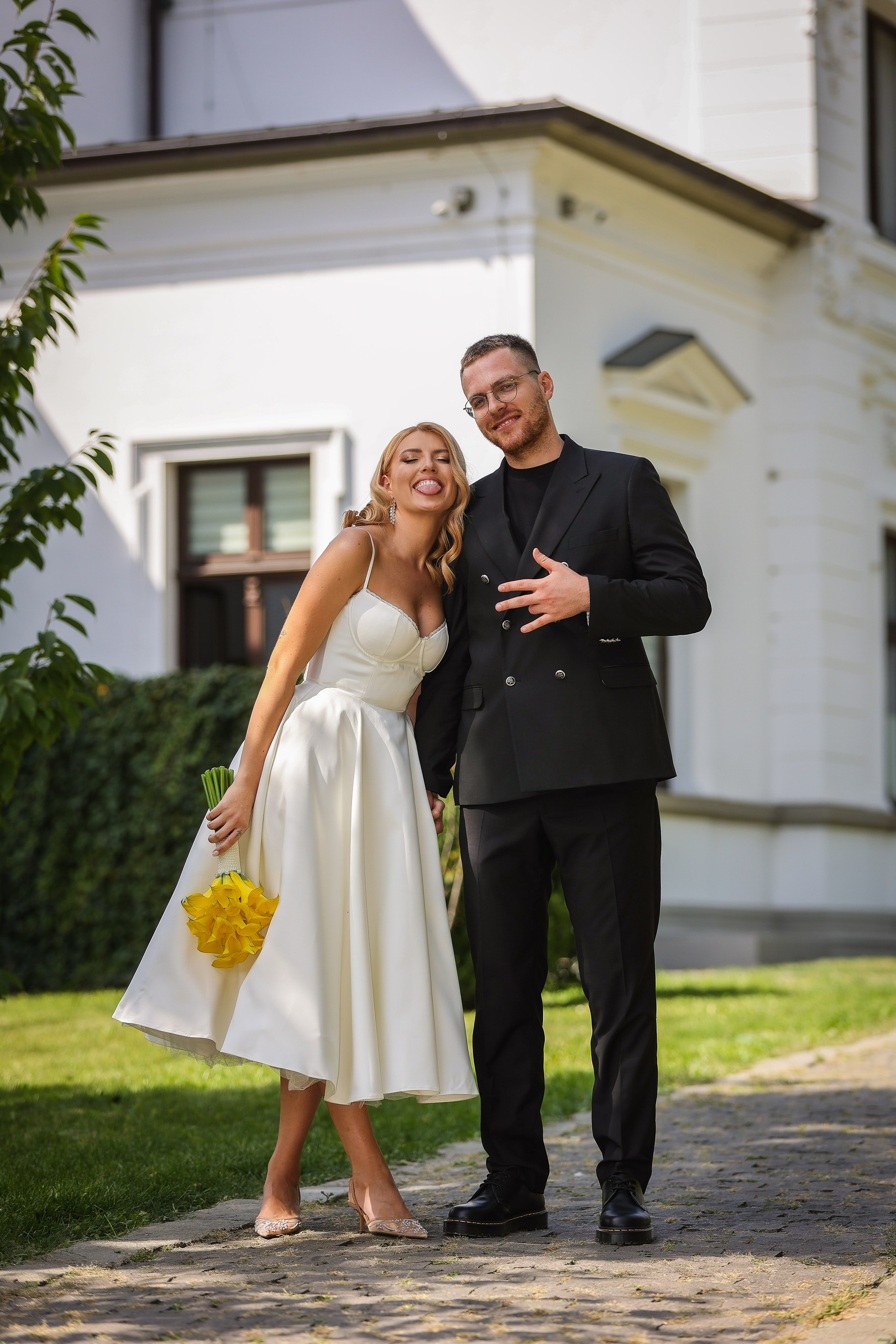 Bianca & Daniel — o nuntă de vară în Cluj, între natură și eleganță. Rares Bucur is a professional wedding photographer based in Cluj-Napoca, Romania, specializing in wedding photography