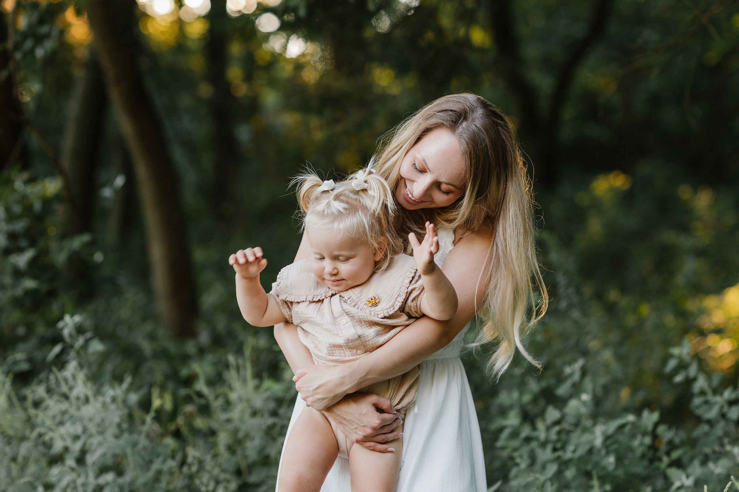 08.21.25 Family Photoshoot. Wedding family event photographer in Chicago Nick Yushevich