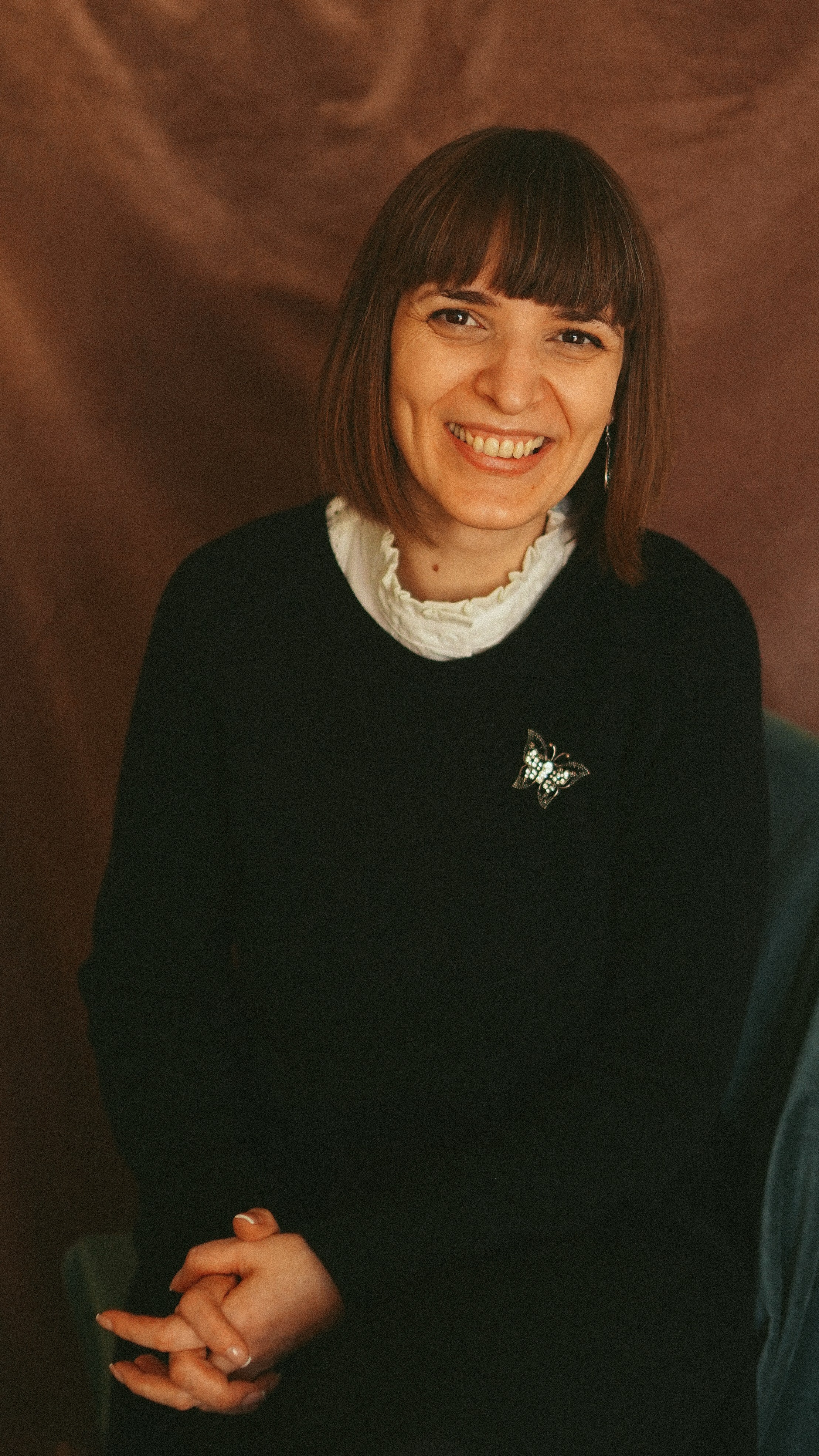 Fotografie de Portret Brașov | Artist Mădălina Beda. Madalina Beda- Artist vizual, fotograf, doula la nastere, consultant babywearing Brasov si in toata tara