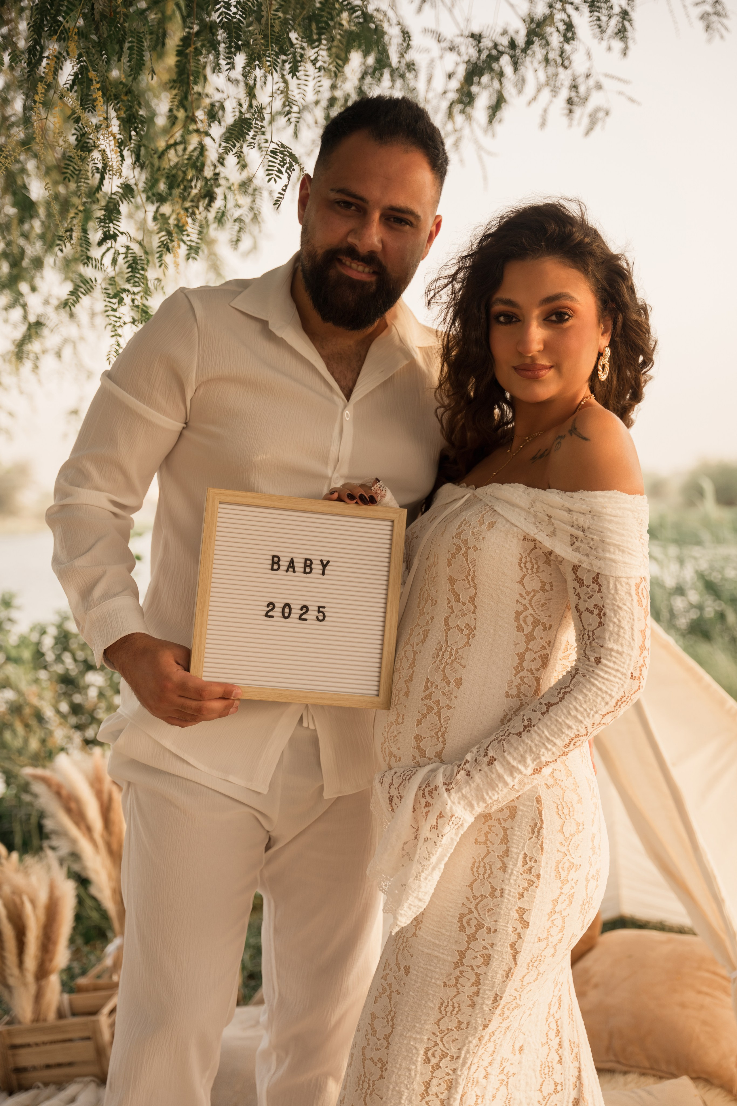 By the Lake of Dreams. Angela Iakovleva — Family Photographer in Dubai