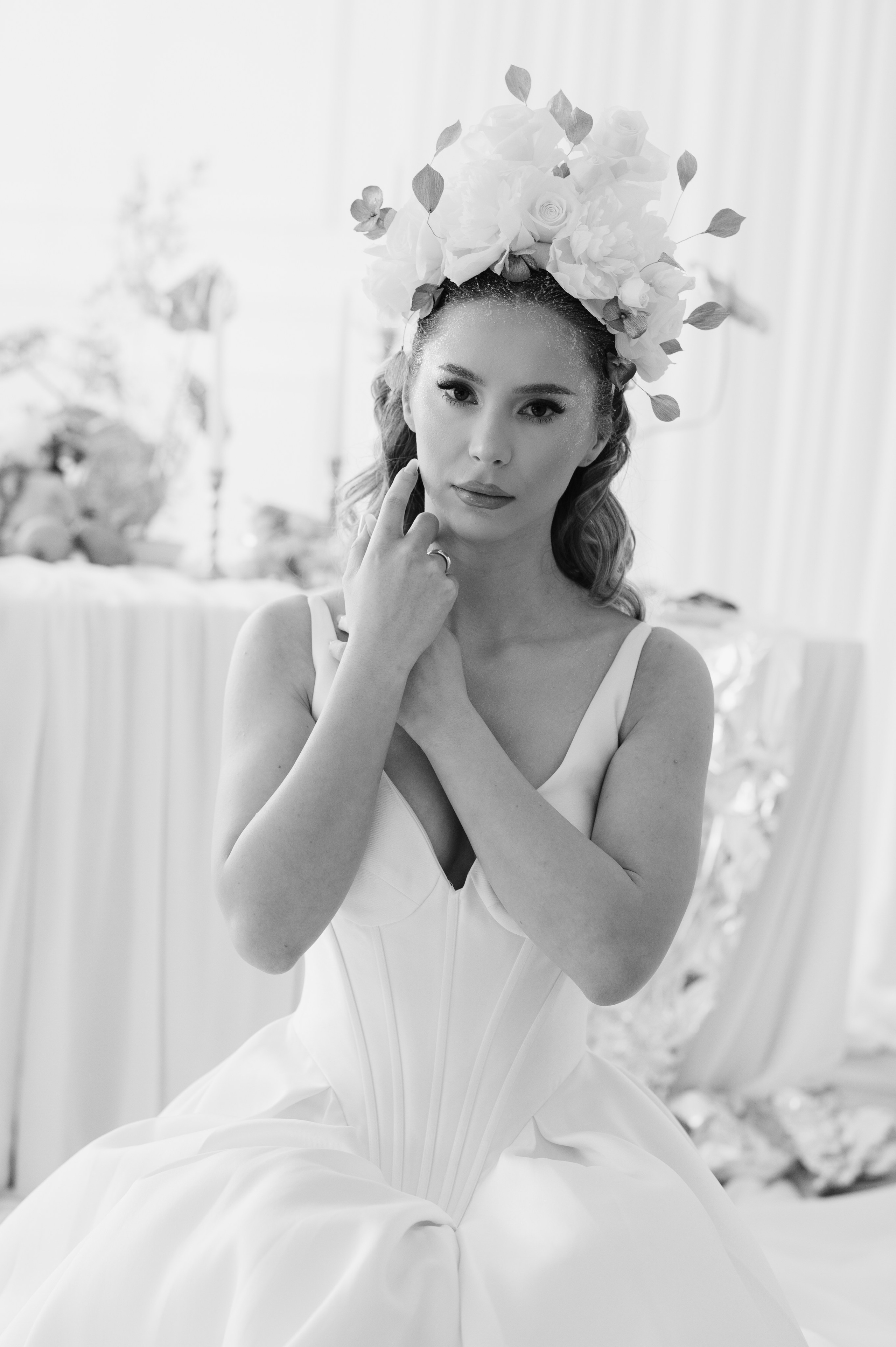 Bride with a concept silver Chrome. Alexandra Hanu Photographer