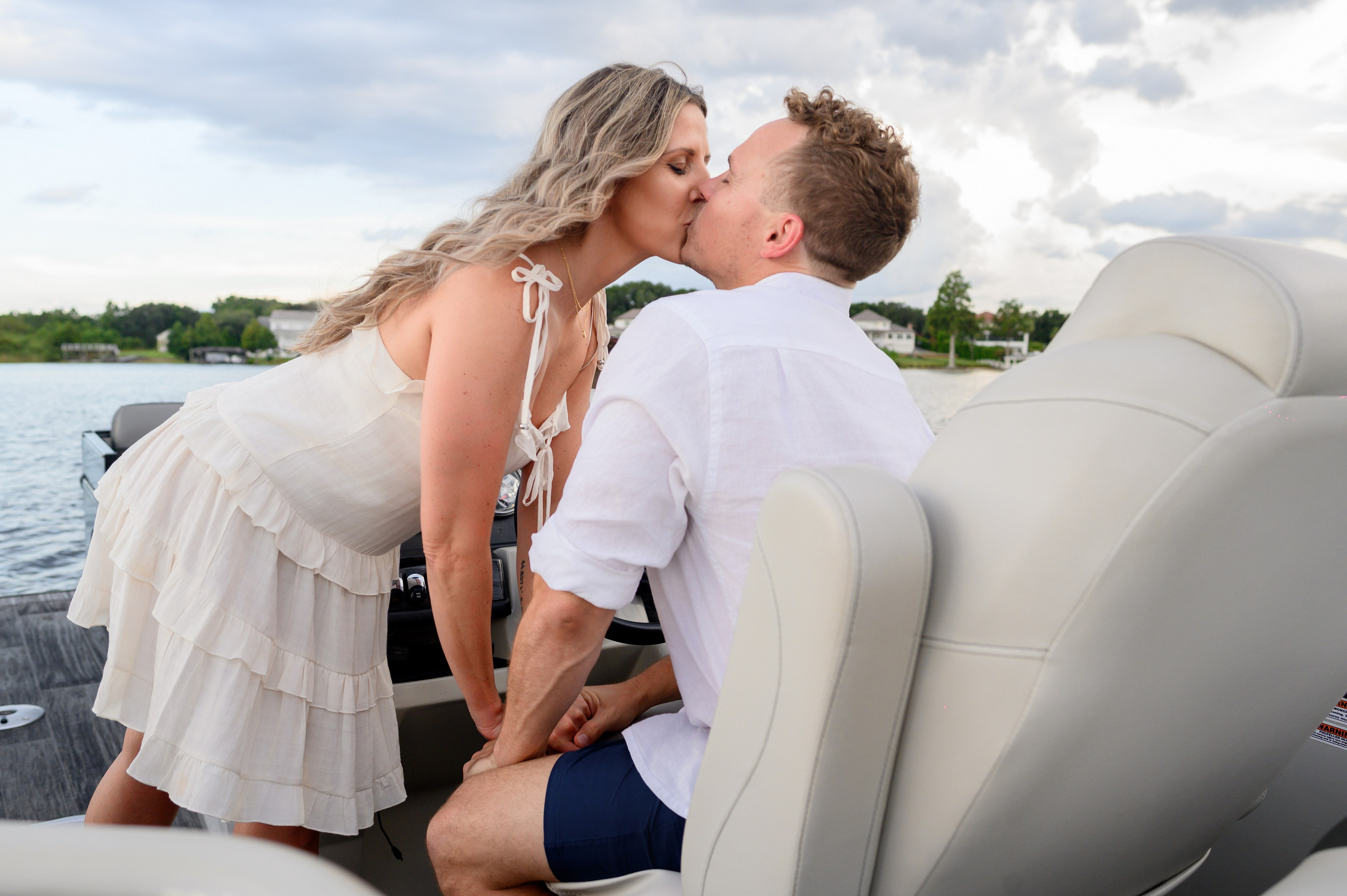 Where Love Meets Golden Light — A Romantic Boat Photoshoot in Florida