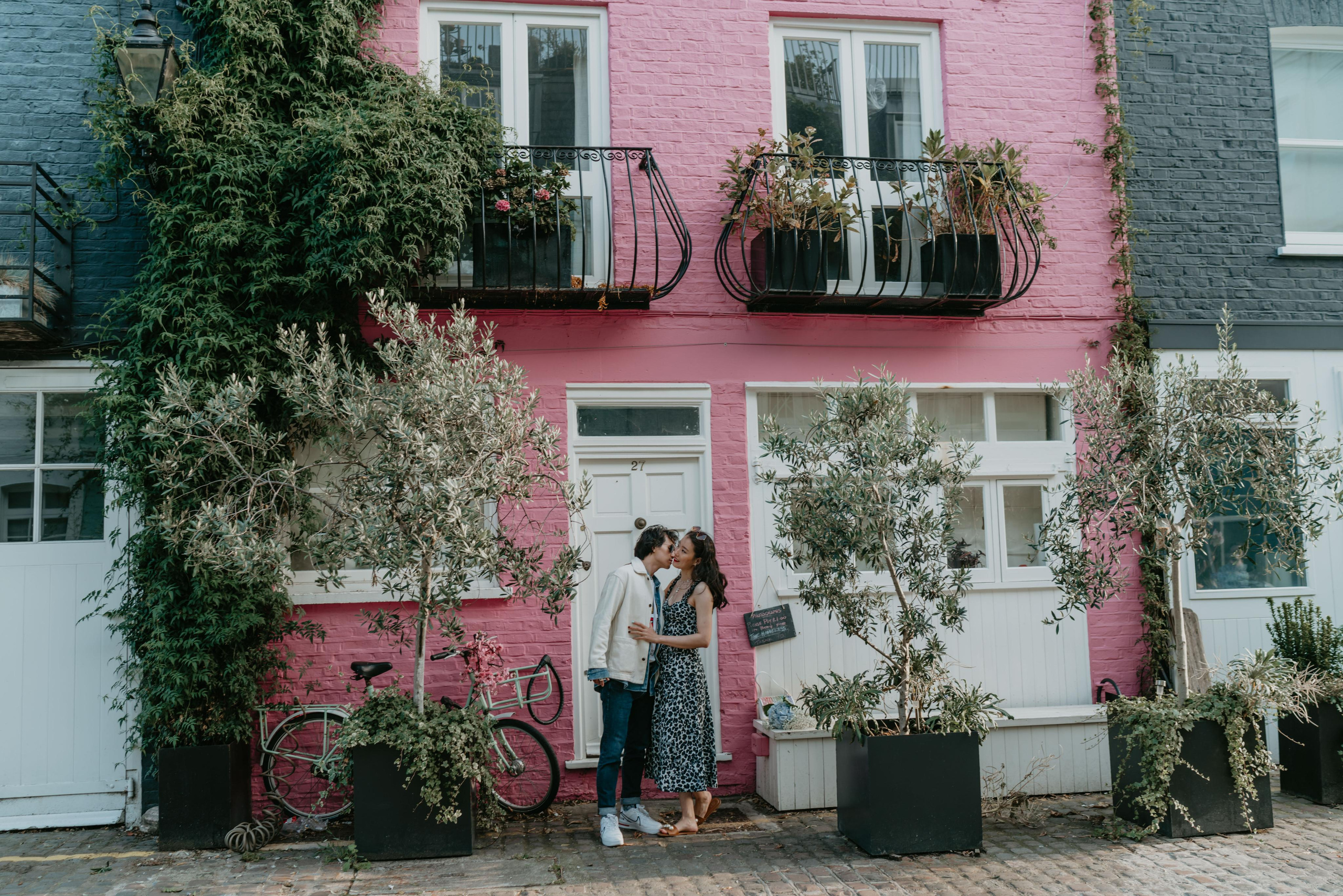 Engagement session in Notting Hill. London portrait and family photographer