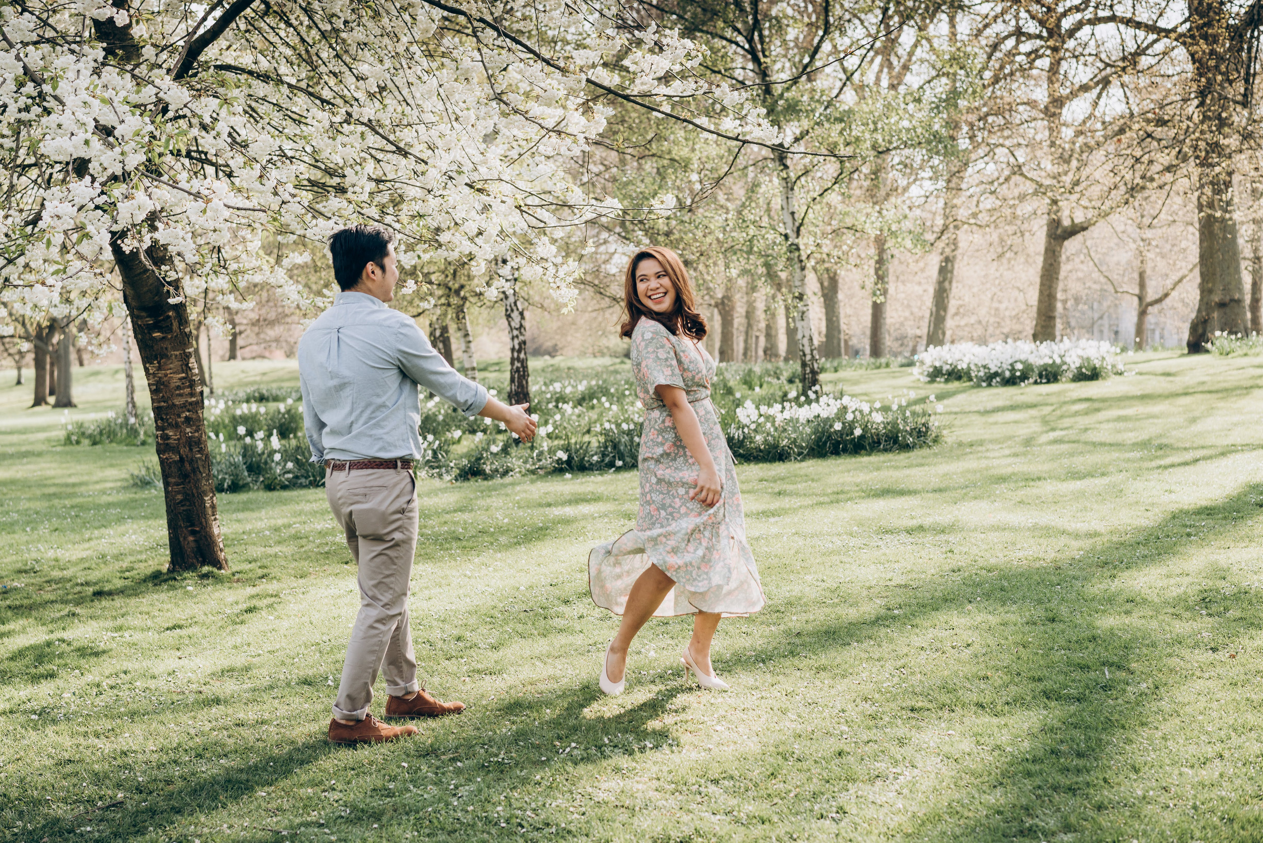 Price for casual family and couple photo and video sessions in London. London portrait and family photographer