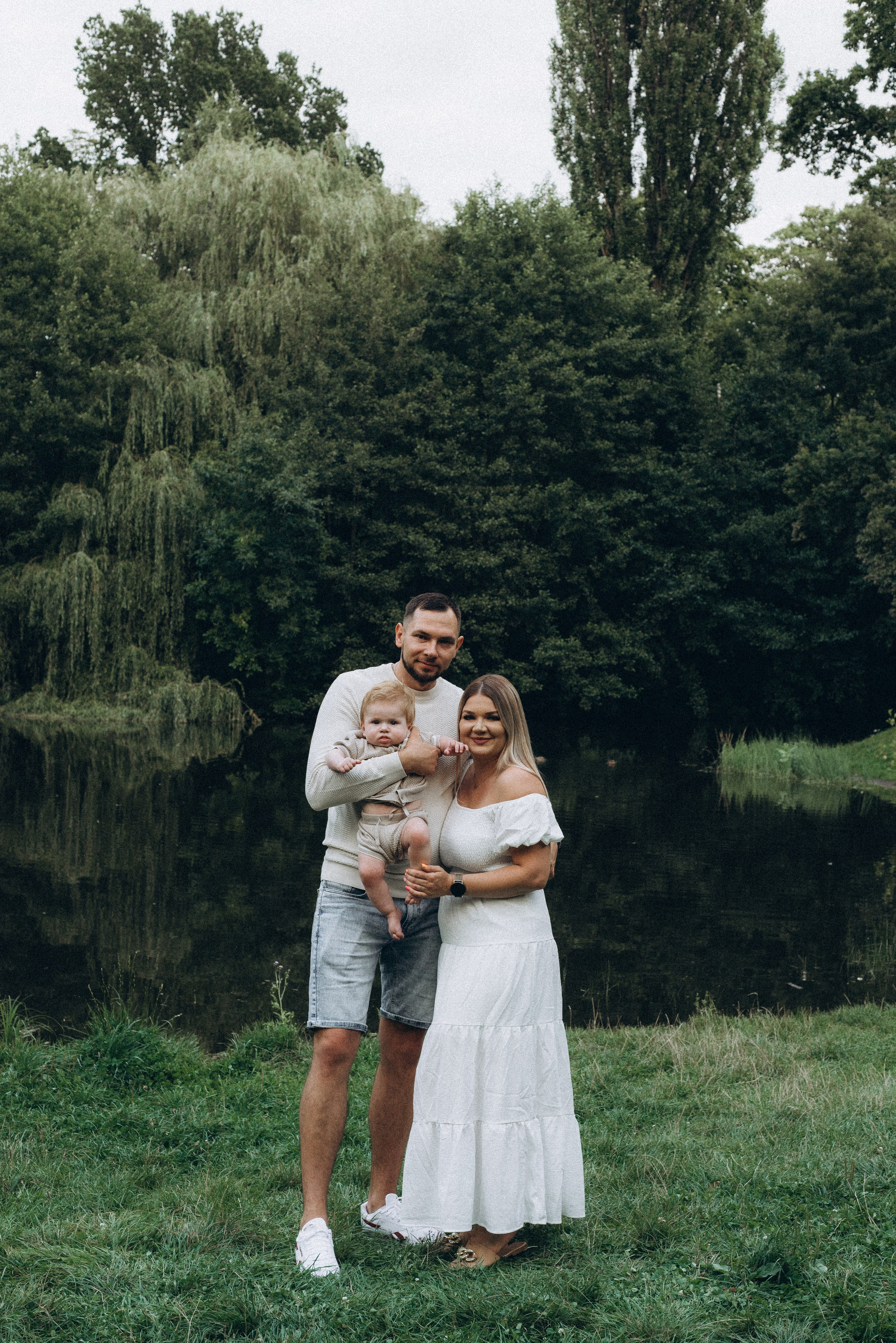 Antek z rodziną. HOME