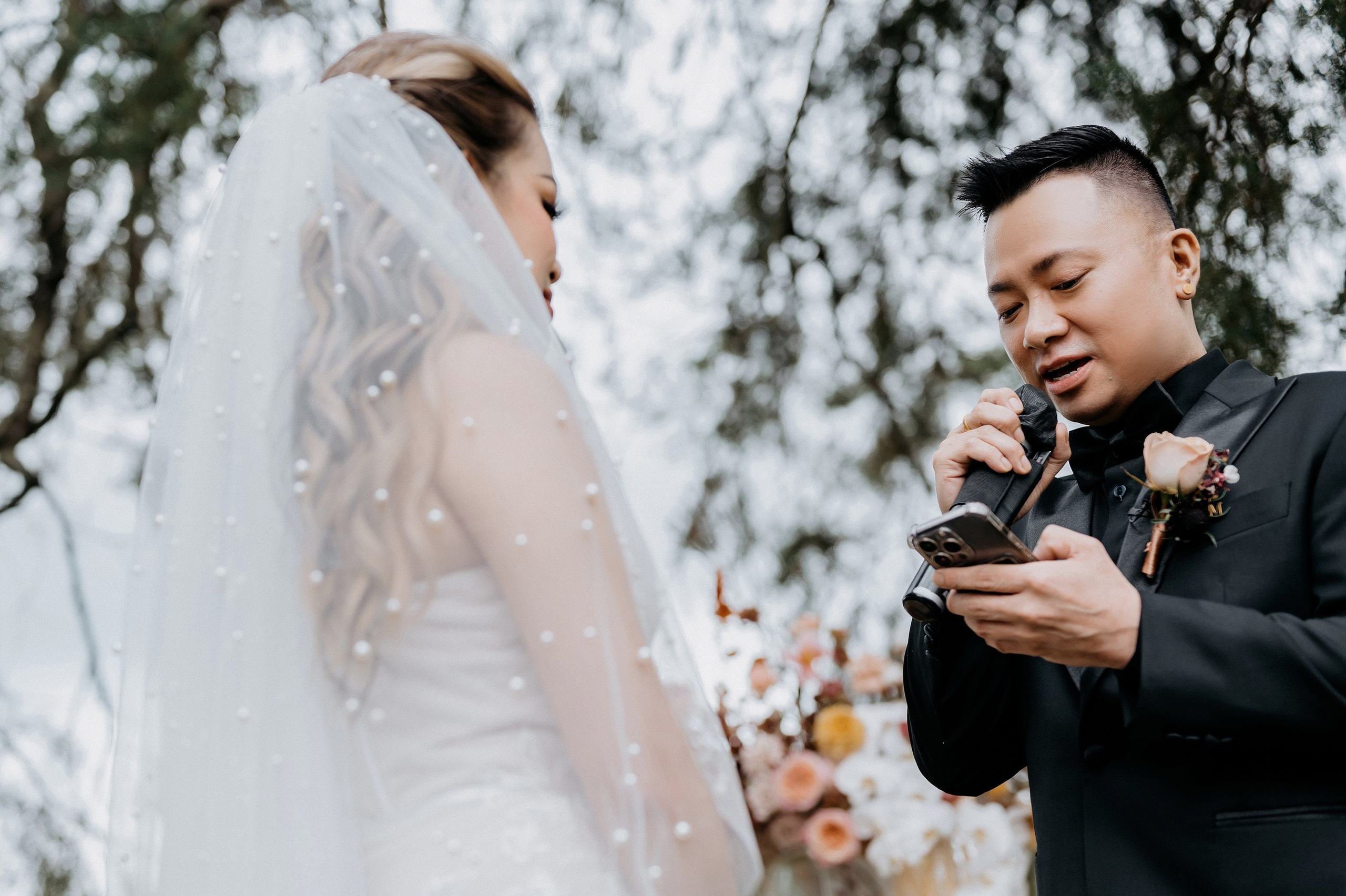 JESSE & MIMI / The Vows. Nhiếp ảnh gia đám cưới hàng đầu tại Thành Phố Hồ Chí Minh