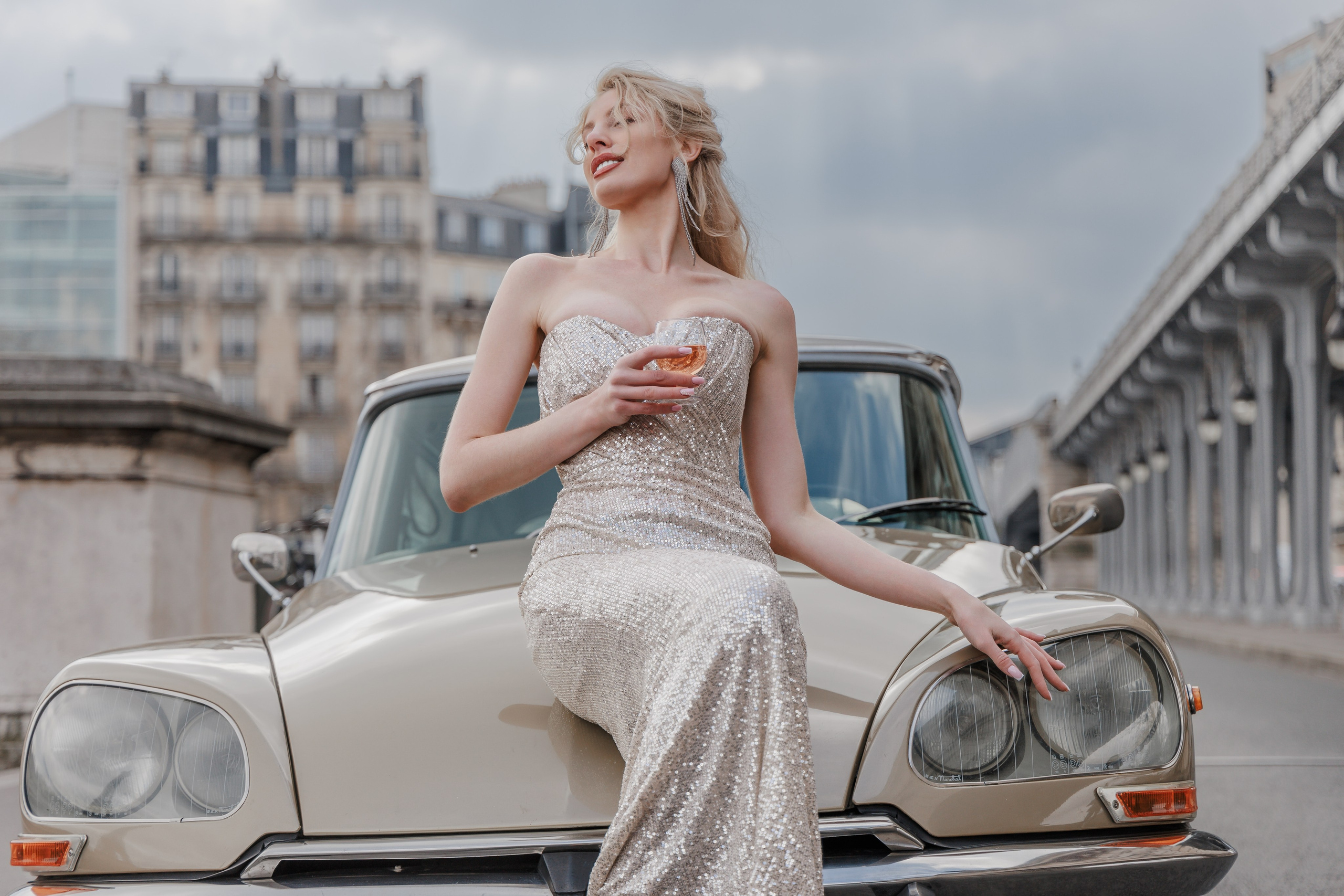 Wedding Proposal in Paris: 7 Refined & Realistic Ideas for 2026. Photographe à Paris