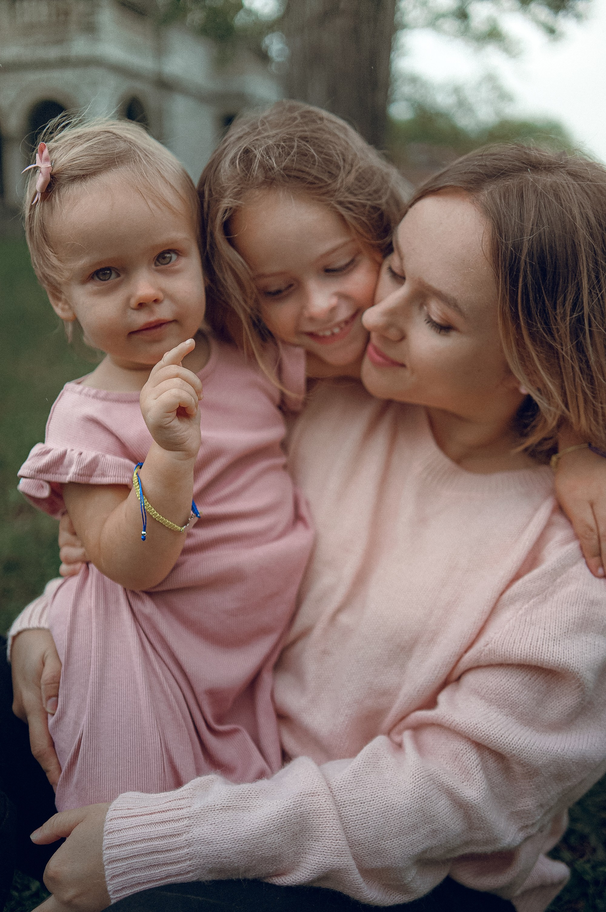 Looking for a family photographer in Windsor? We’ll create photos that last a lifetime.