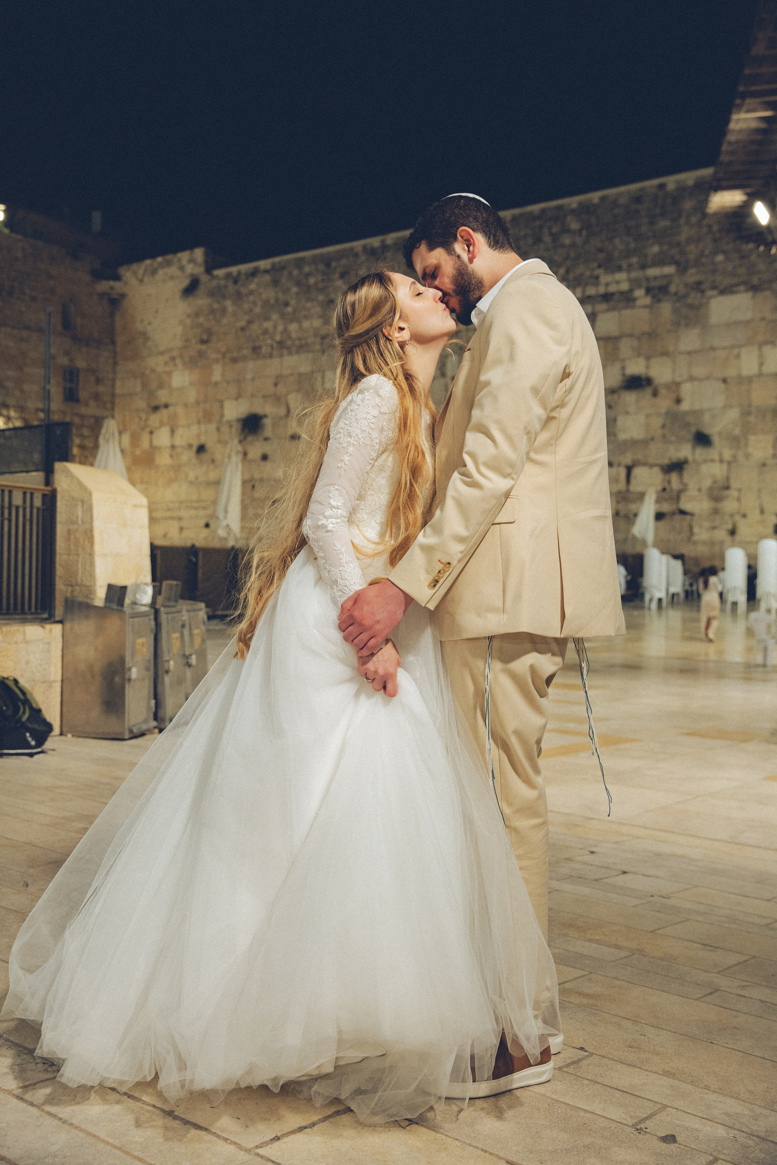 Mazel Tov, My Love (2026). צלמת וצלם וידאו, הפועלים בישראל וברחבי העולם