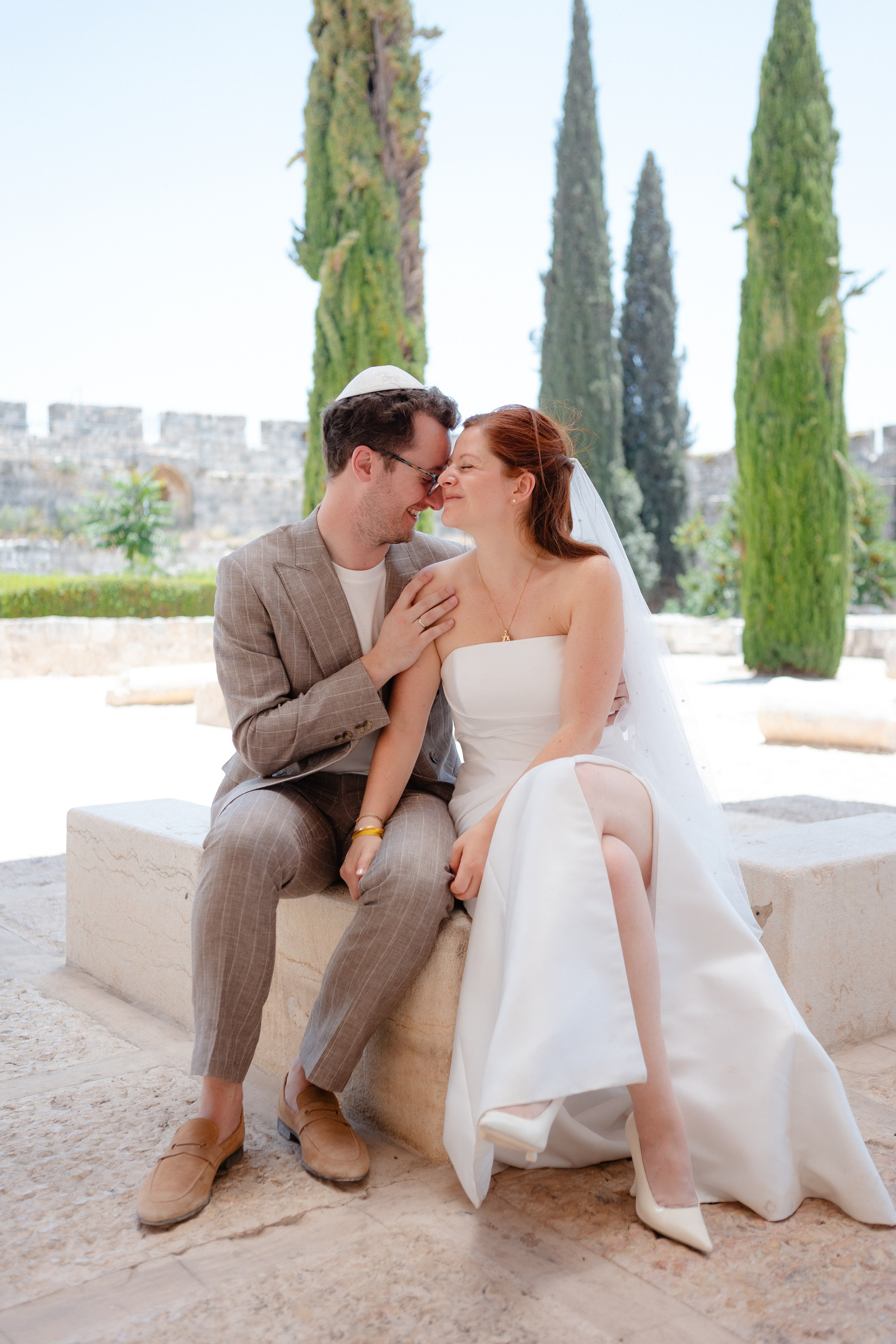 Love Beyond the Horizon (2025). צלמת וצלם וידאו, הפועלים בישראל וברחבי העולם