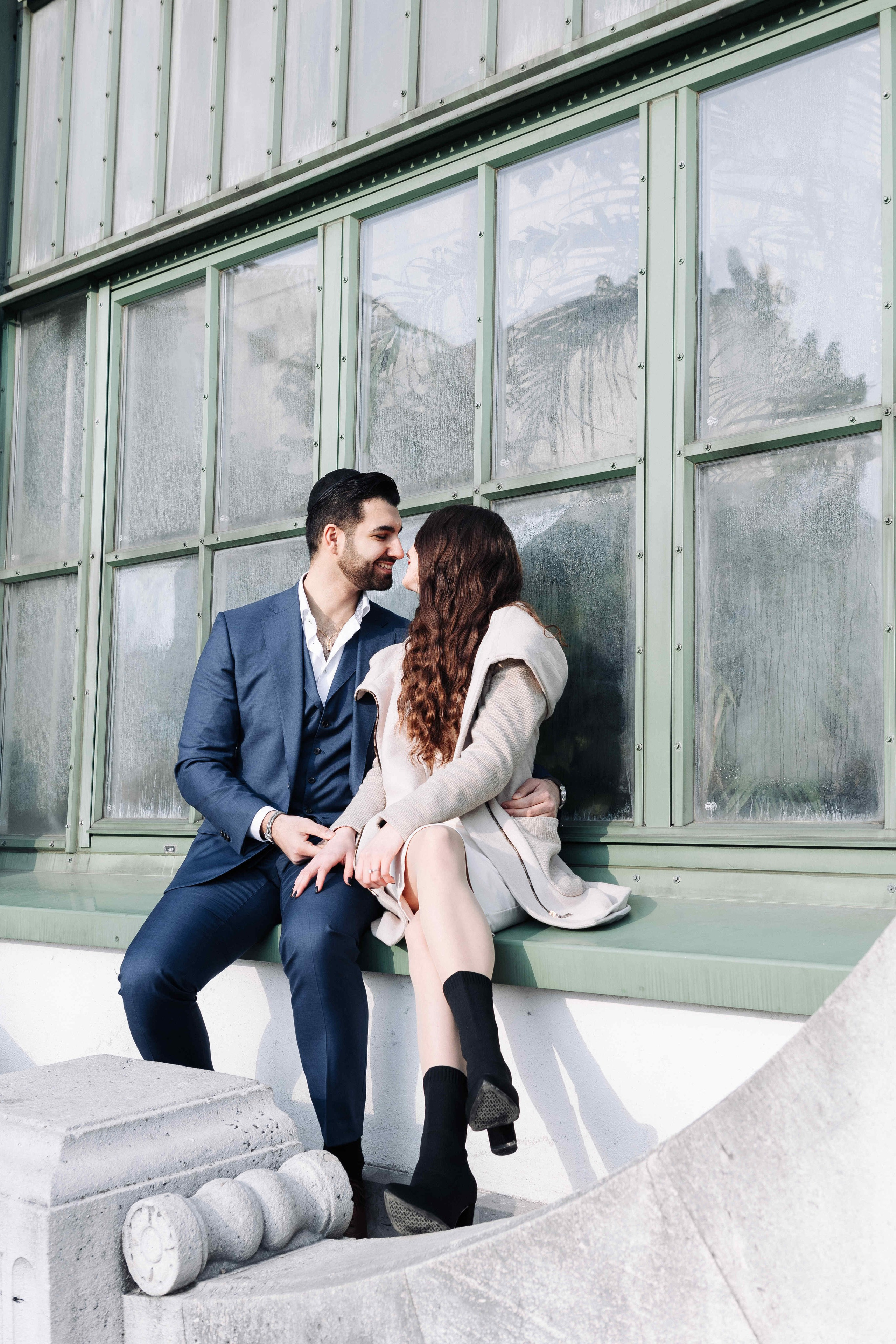 A LOVE STORY IN VIENNA. PHOTOGRAPHER IN ISRAEL