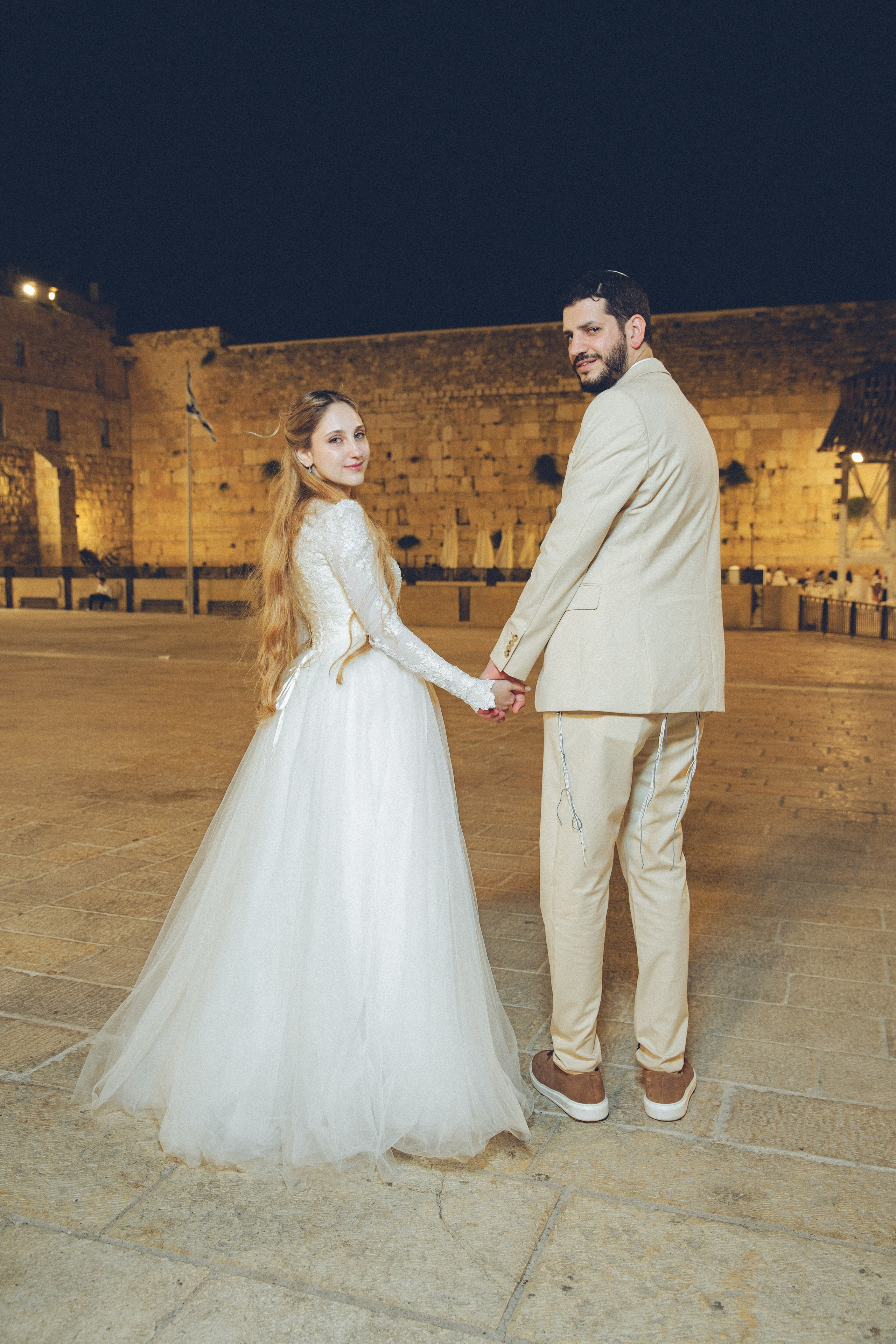 Mazel Tov, My Love (2026). צלמת וצלם וידאו, הפועלים בישראל וברחבי העולם