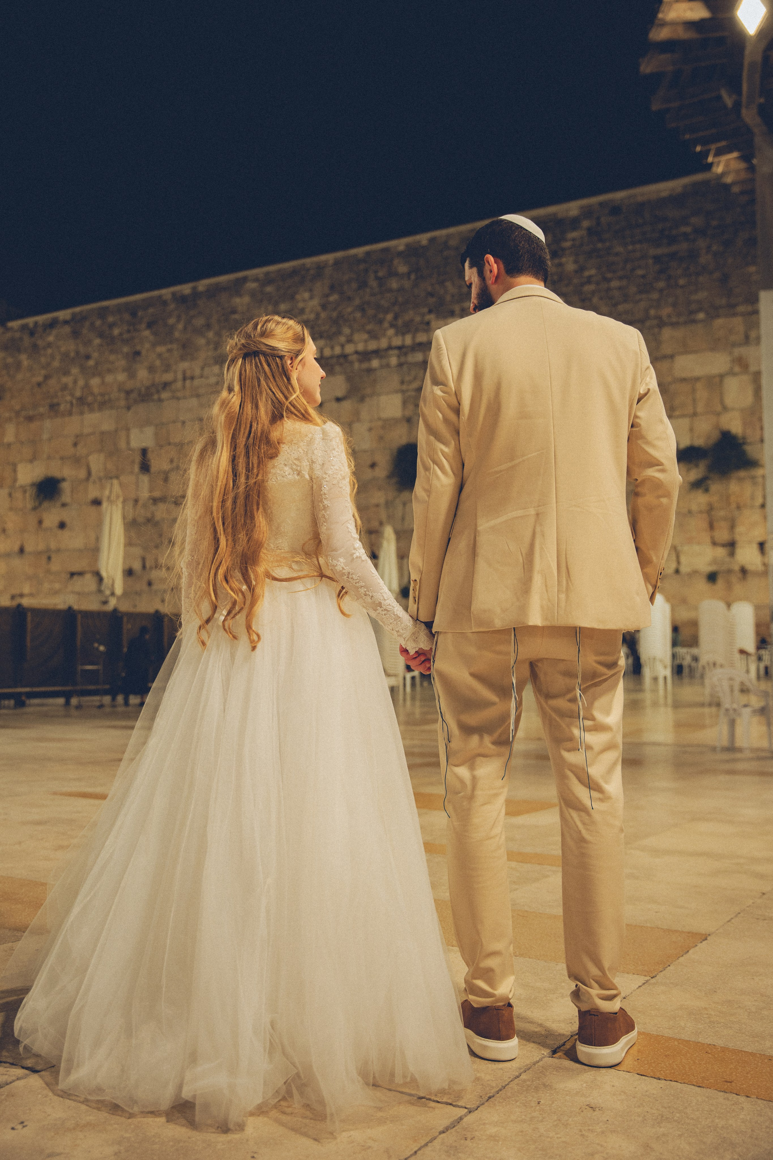 Mazel Tov, My Love (2026). צלמת וצלם וידאו, הפועלים בישראל וברחבי העולם