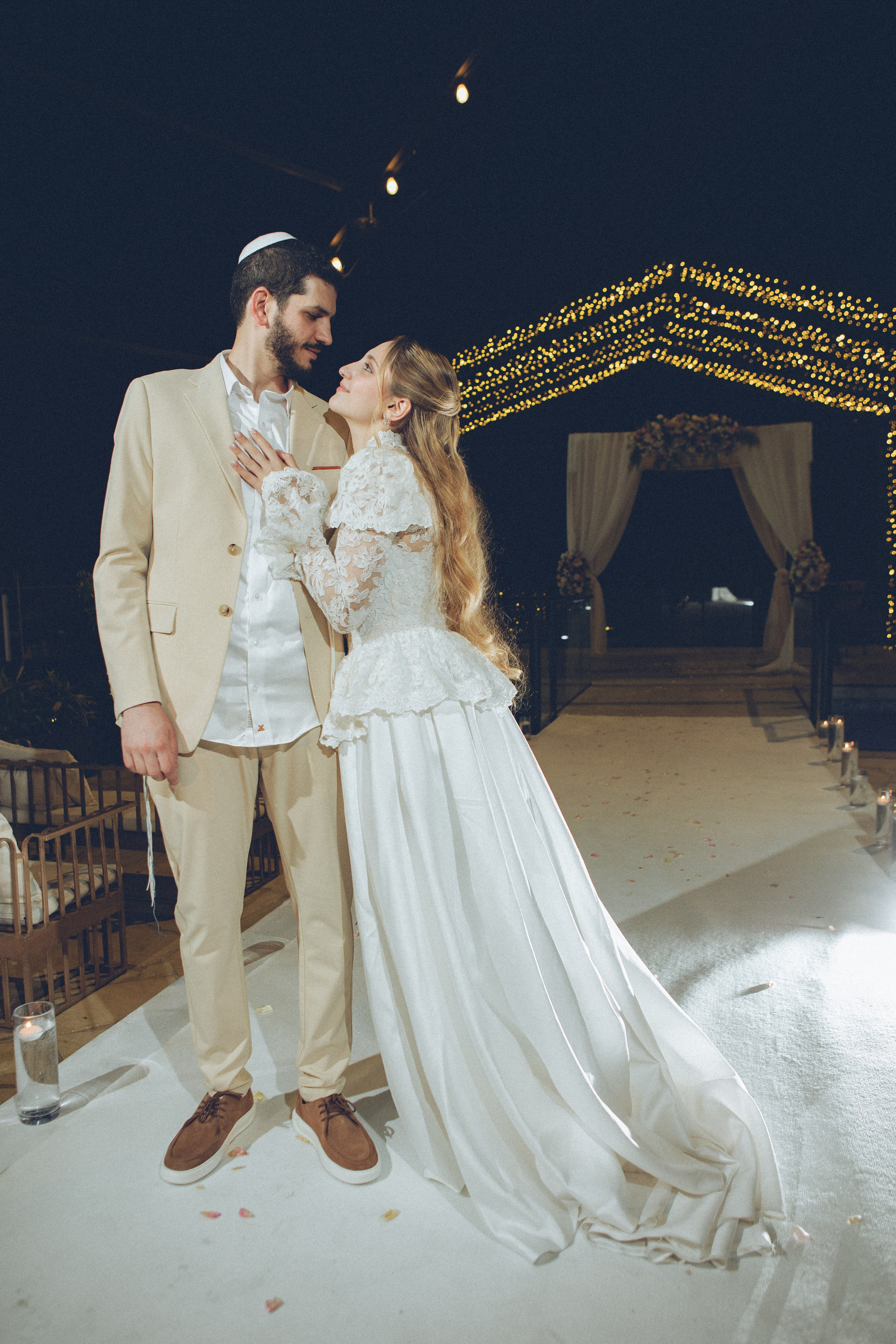 Mazel Tov, My Love (2026). צלמת וצלם וידאו, הפועלים בישראל וברחבי העולם