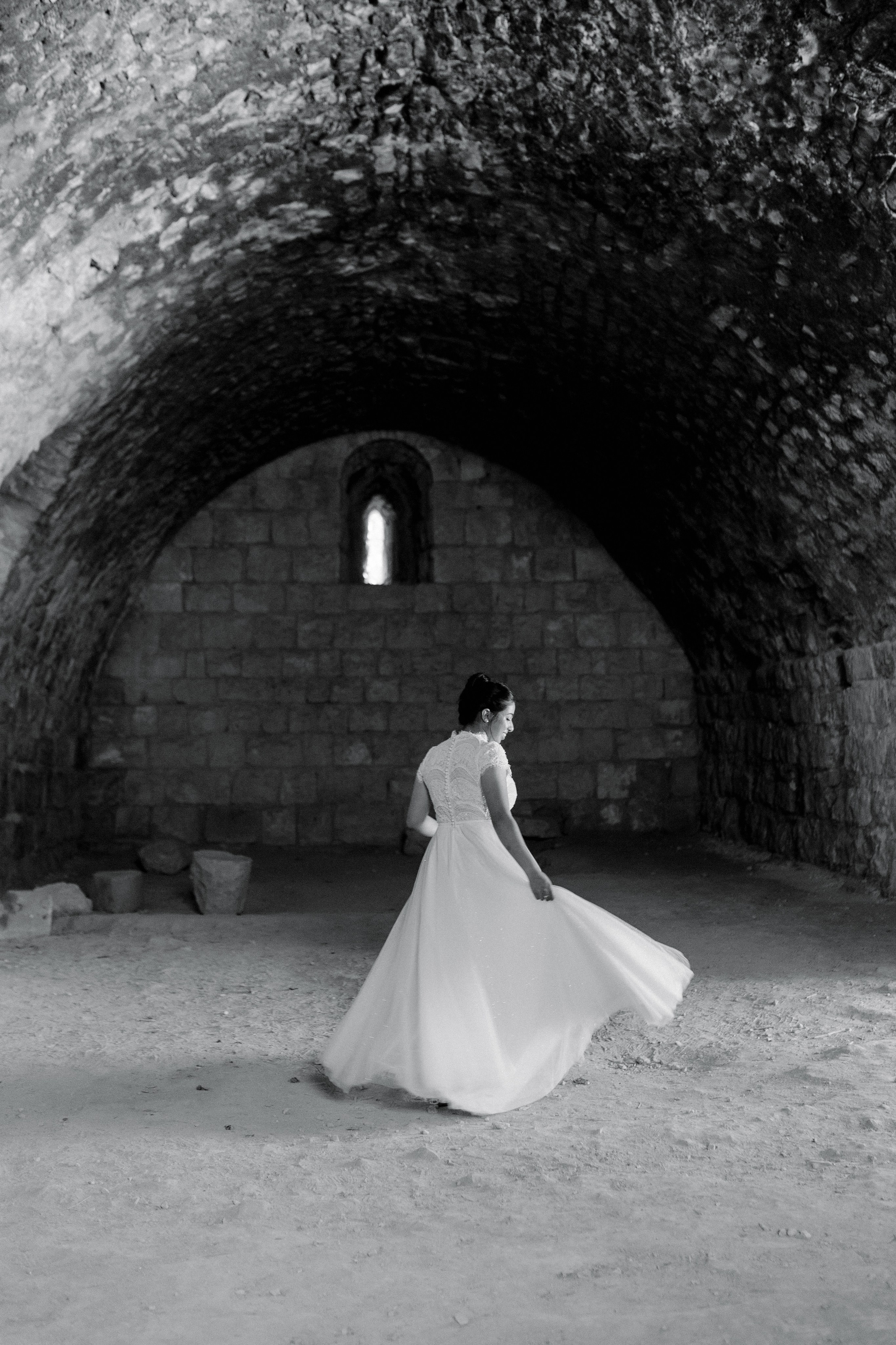 Beneath the Olive Trees. צלמת וצלם וידאו, הפועלים בישראל וברחבי העולם