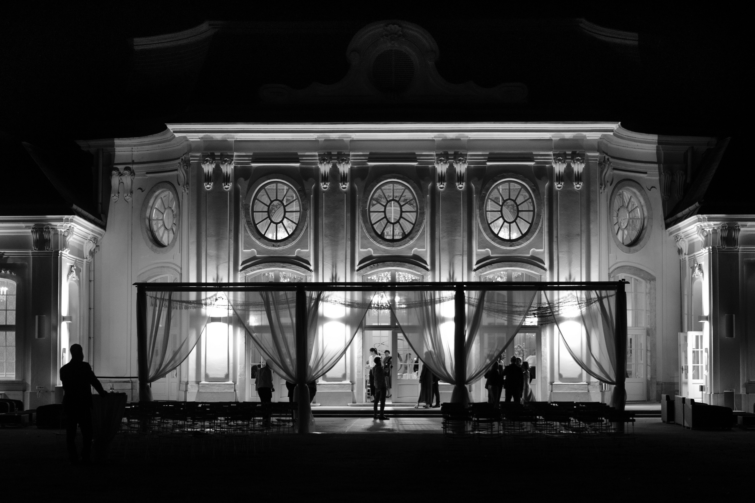 Once Upon a Love in Vienna. Https://shi-photo.com/