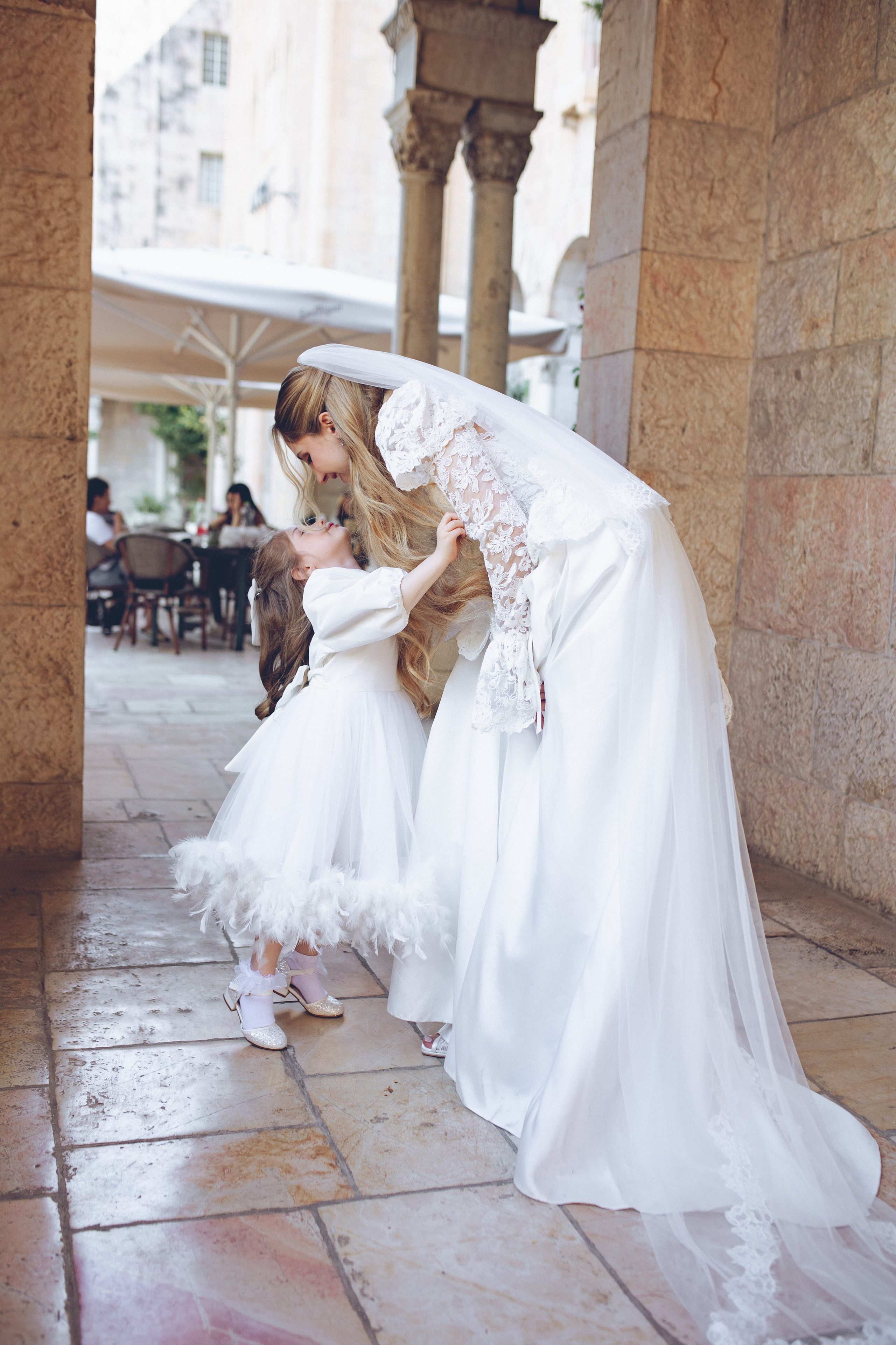 Mazel Tov, My Love (2026). צלמת וצלם וידאו, הפועלים בישראל וברחבי העולם