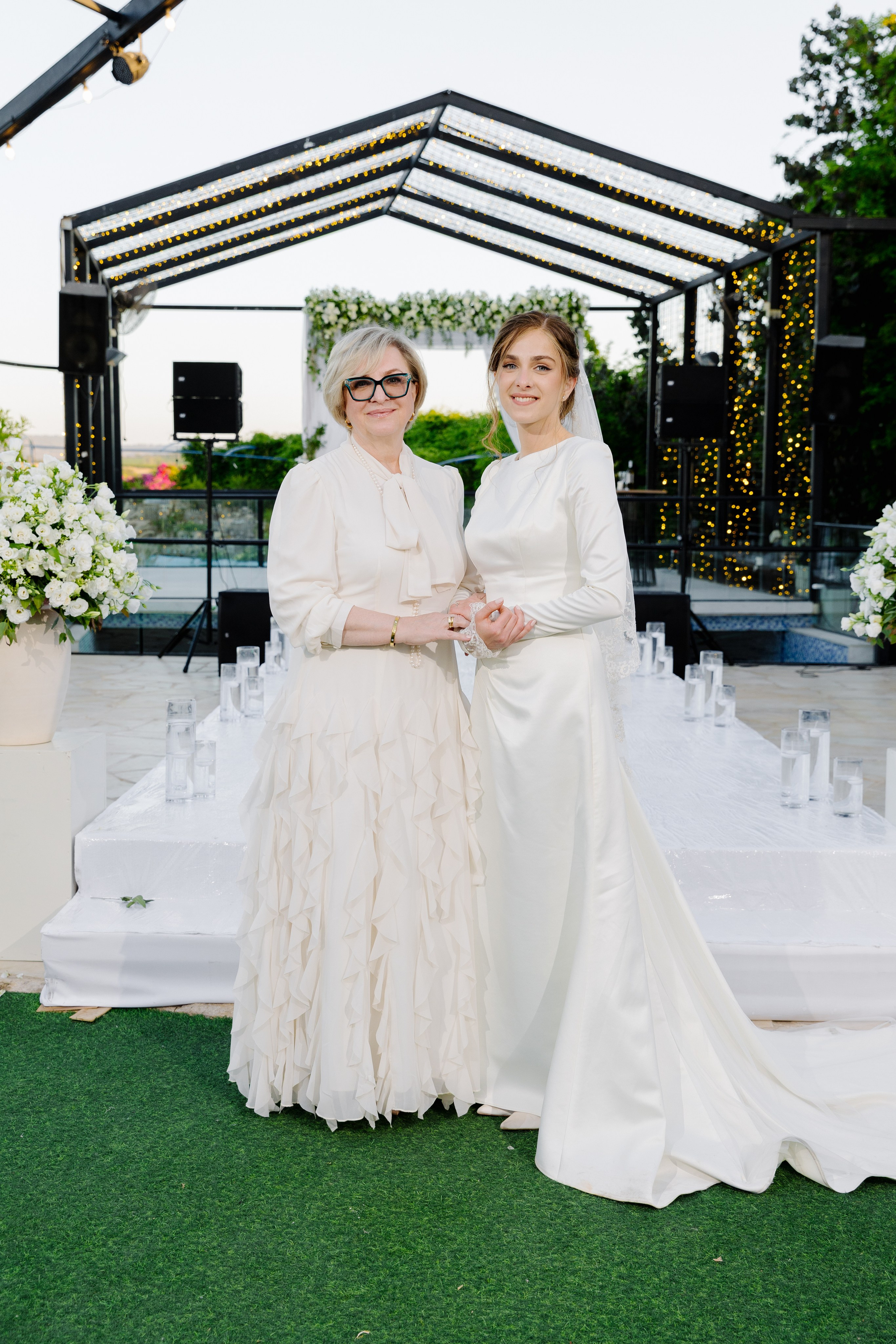 One Chuppah, One Life. Https://shi-photo.com/