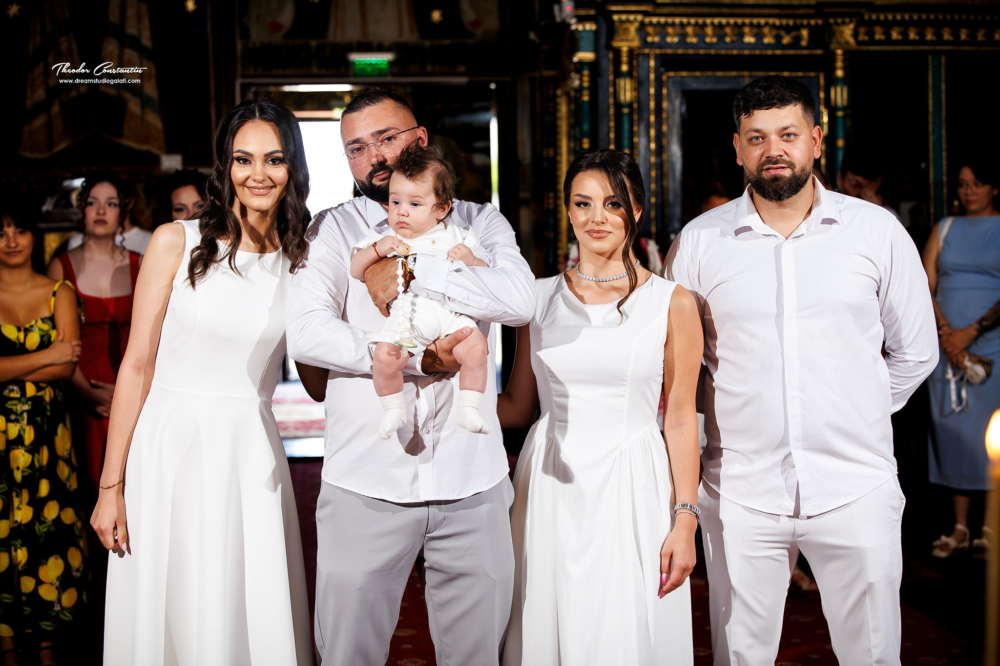 Botez. Dream Studio Galați – ședințe foto profesionale pentru familie, portrete și evenimente