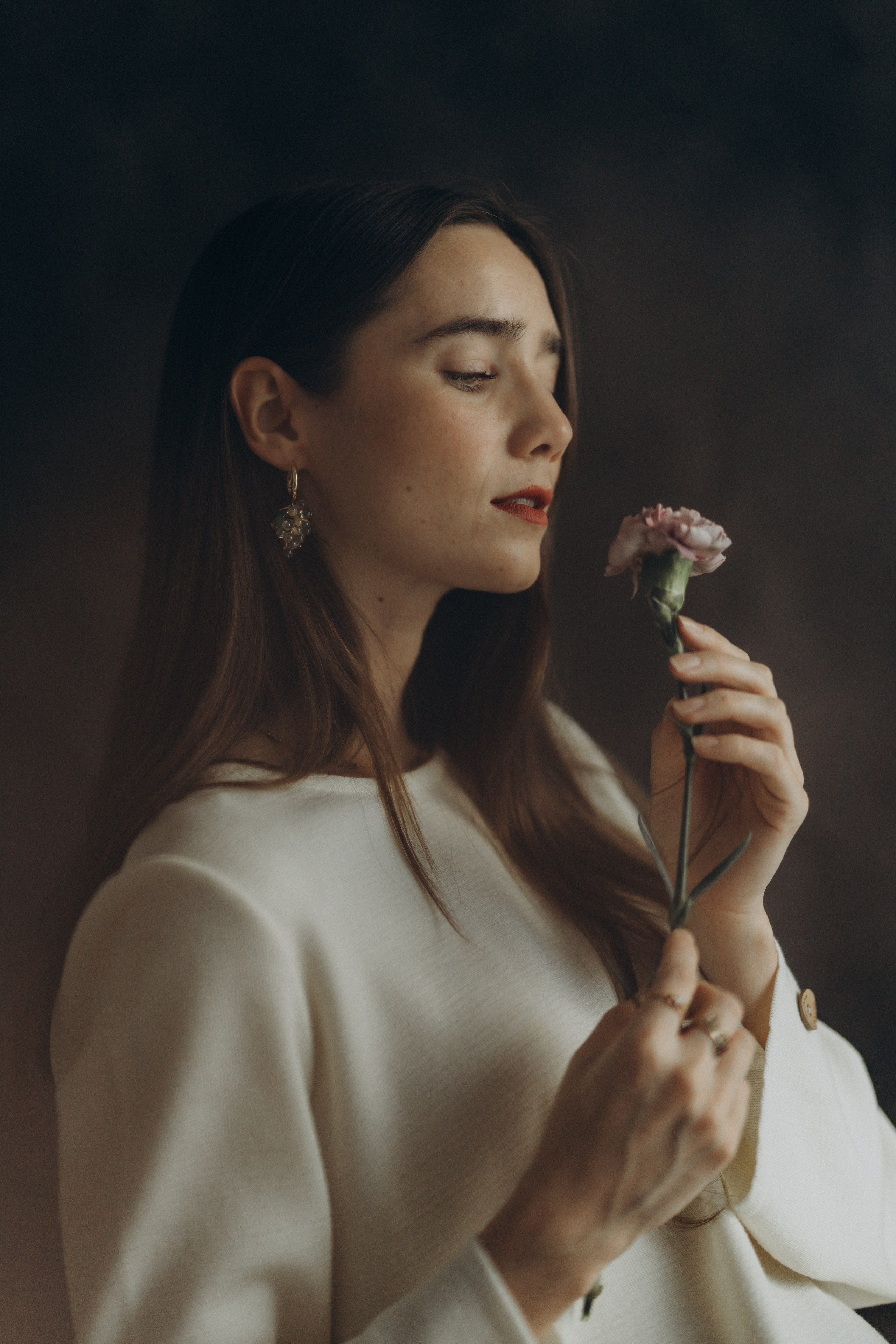 Linnea Leino, actres. Wedding and potrait photographer in Helsinki Vickan O