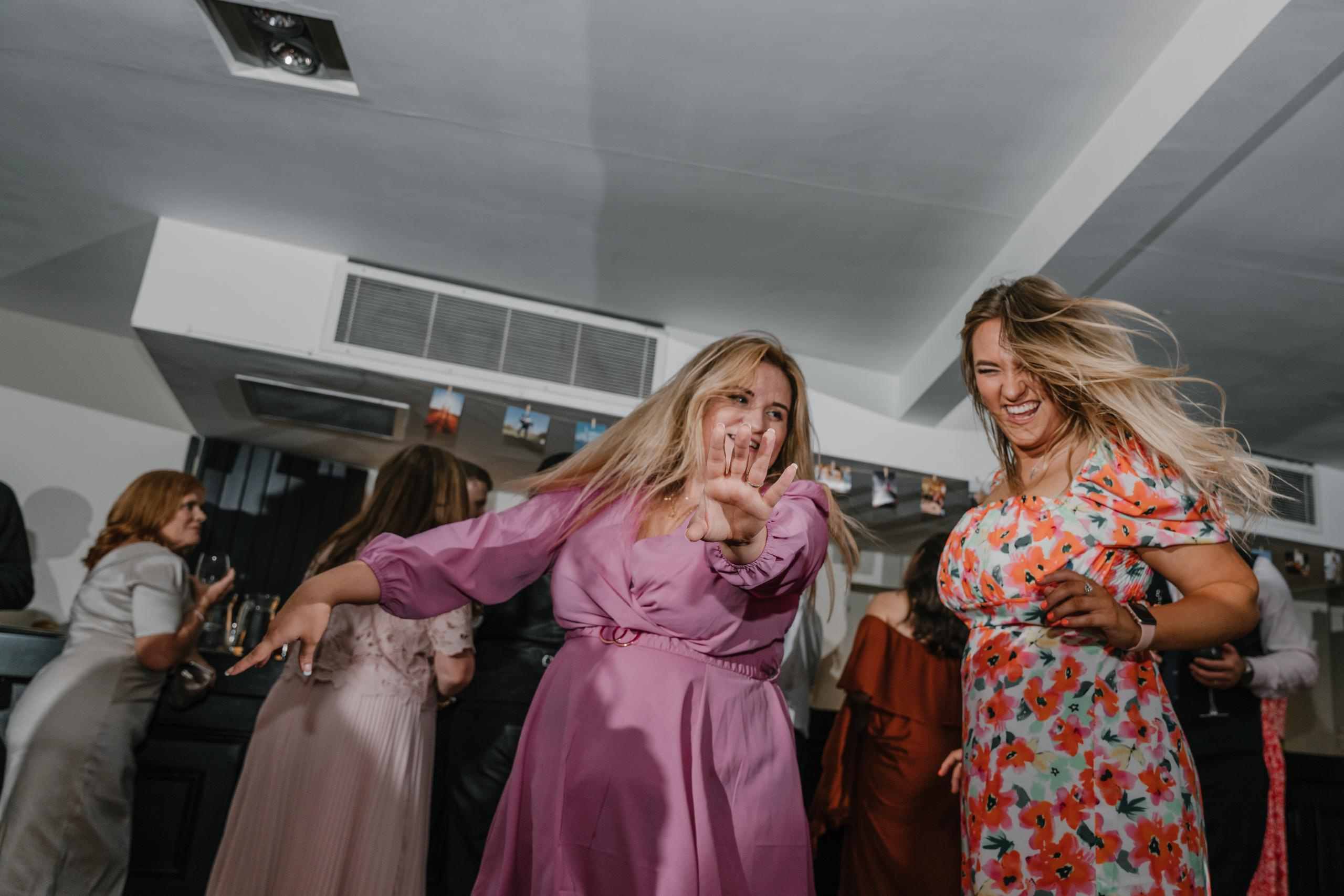 Stoke Place Hotel wedding day. London Wedding Photographer|Natasha Ferreira