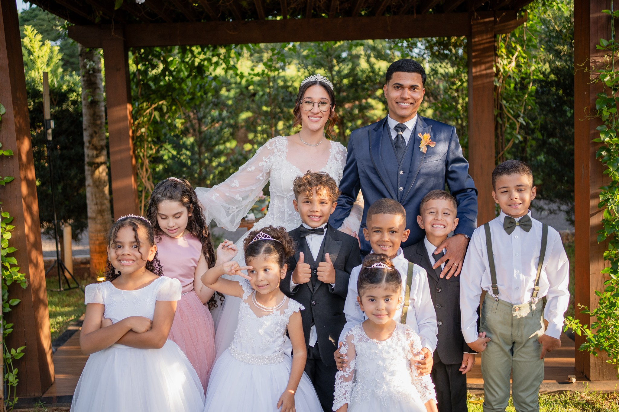 Larissa & Vinicius — Espaço Faveral / Aararaquara. Robson Colaço