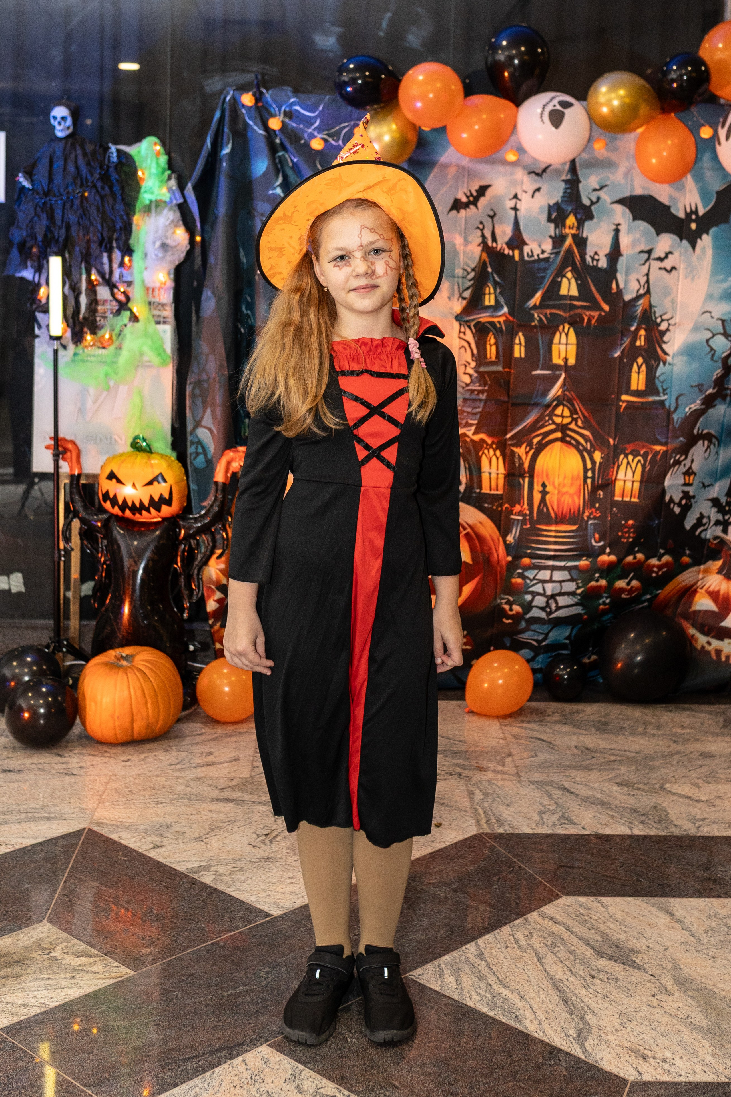 Leo dance studio Helloween 2025. Семейный и детский фотограф в Варшаве Мила Бобровская