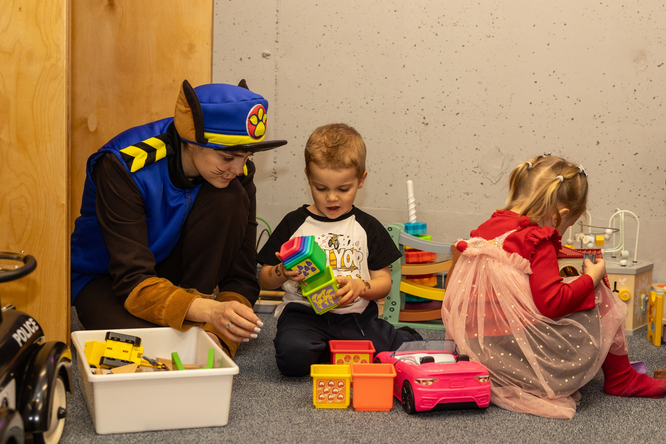 День рождения Артёма 24 января 2026 года. Семейный и детский фотограф в Варшаве Мила Бобровская