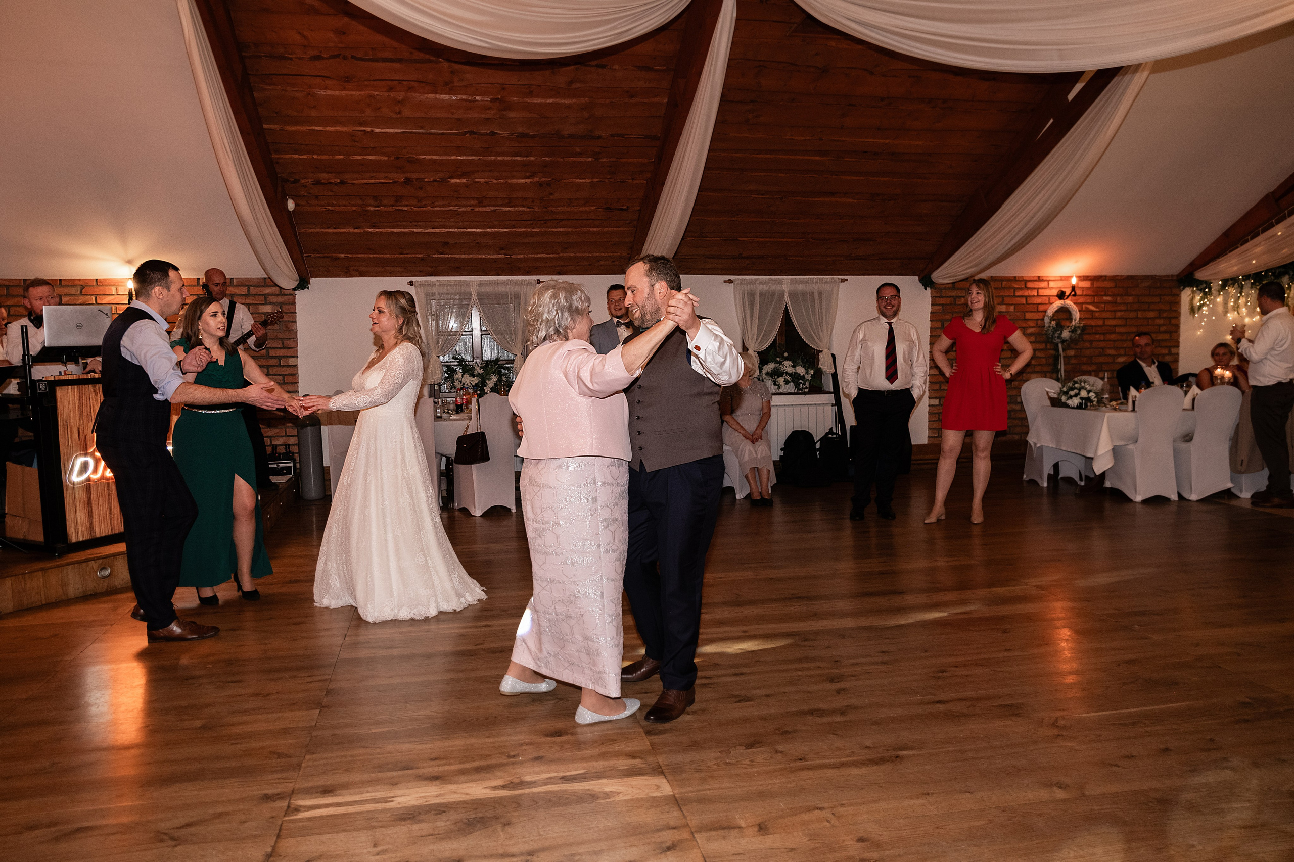 Karolina & Jarek. VideofotKA.pl