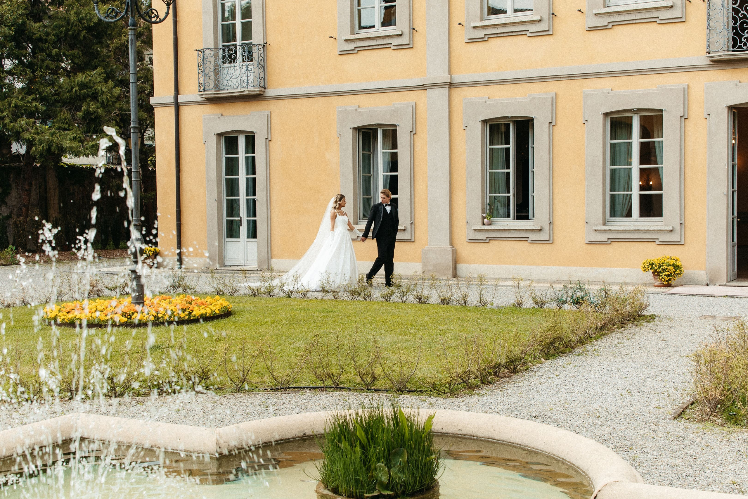 Melania & Matteo. Premium Wedding Photographer Iași