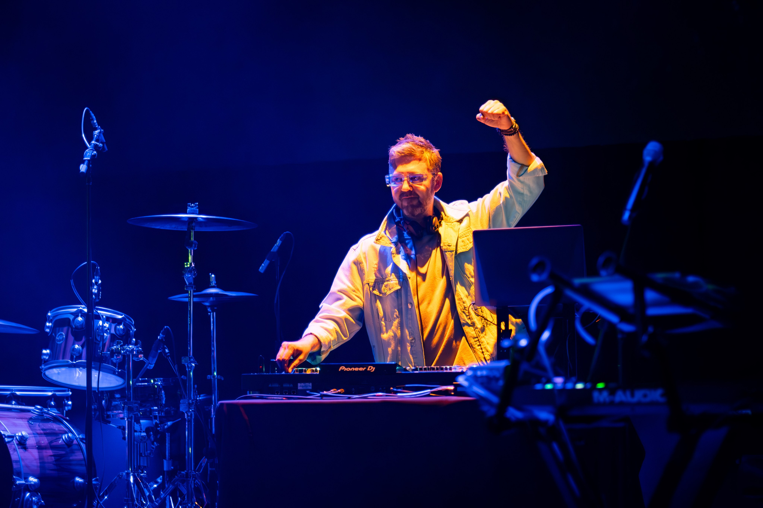 NIKITA PRESNYAKOV. Reportage concert portrait photography in the San Francisco Bay Area