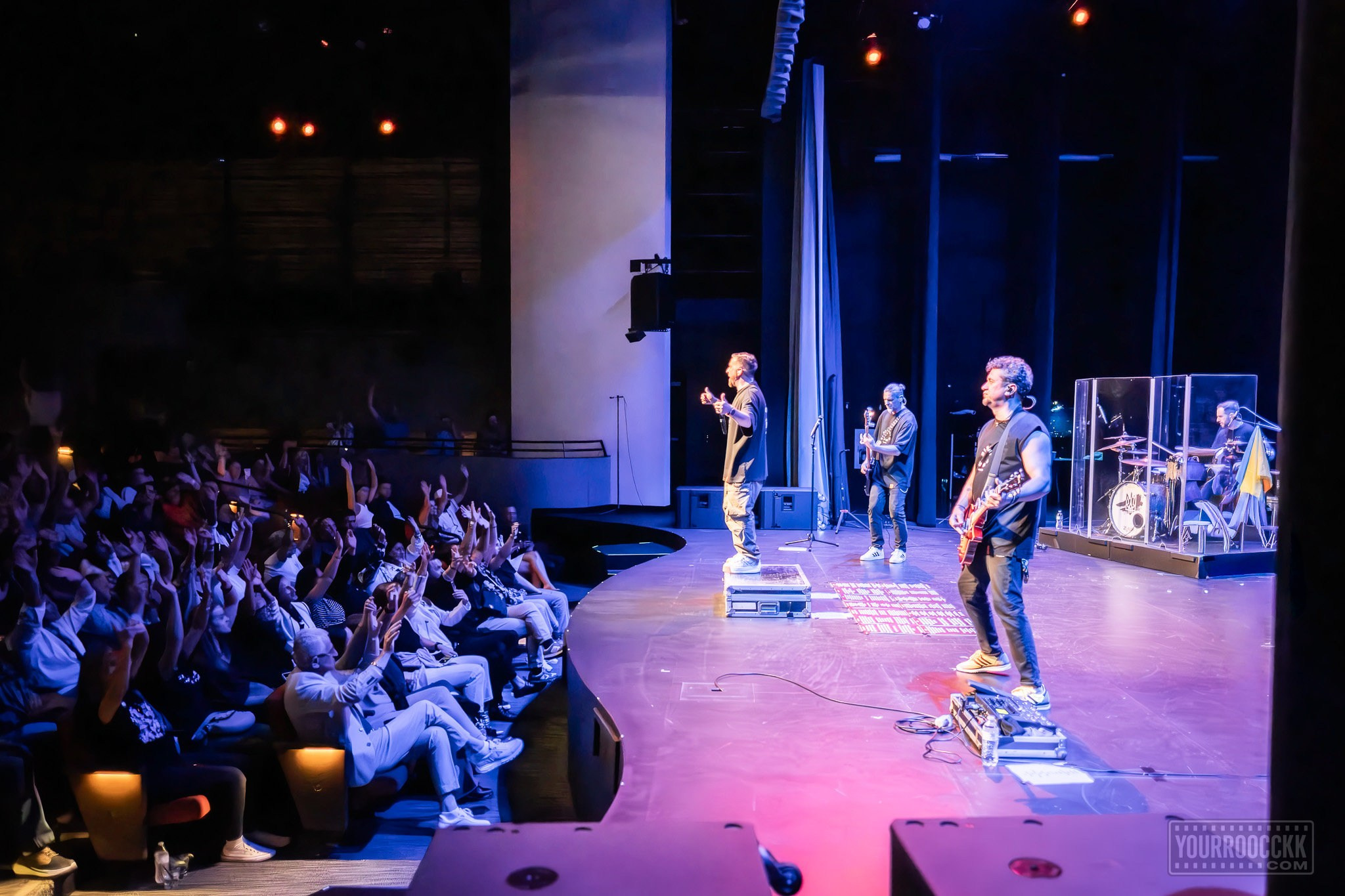 BEZ OBMEZHEN | SACRAMENTO. Reportage concert portrait photography in the San Francisco Bay Area