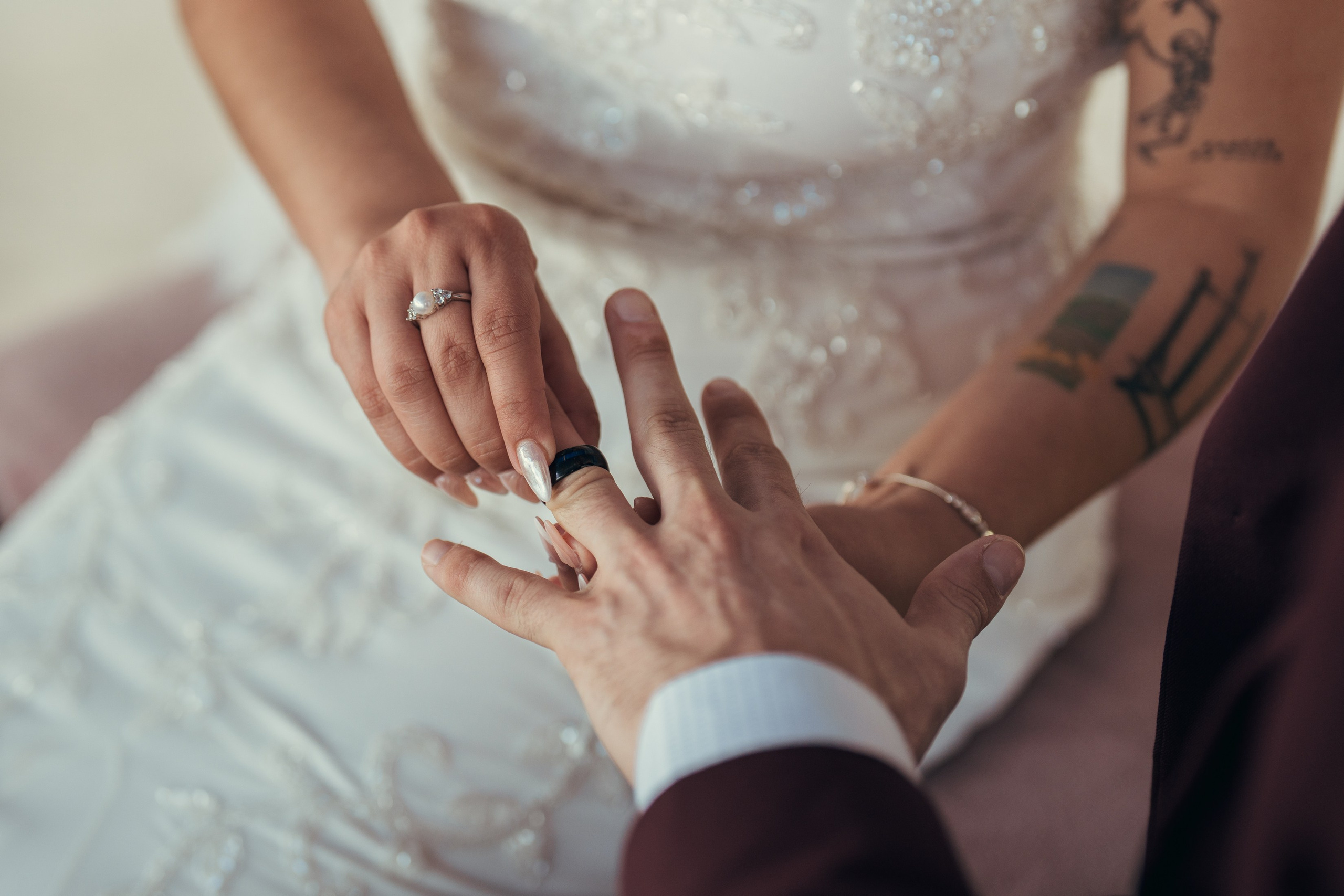 Justin&Sheyla. Wedding & elopement photographer Viktoriya Kravtsov. Las Vegas