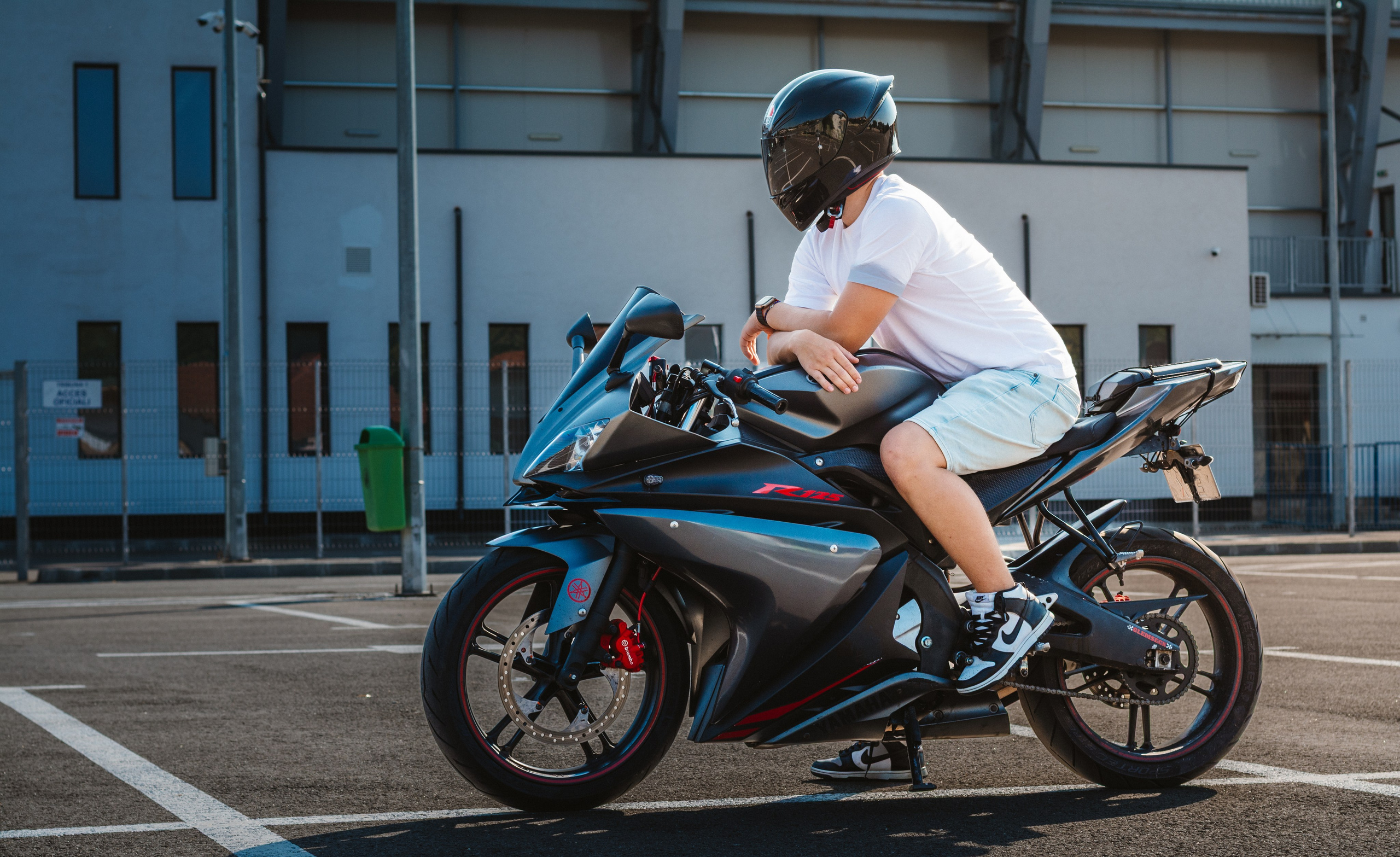YZF-R125. Johnnyshoots