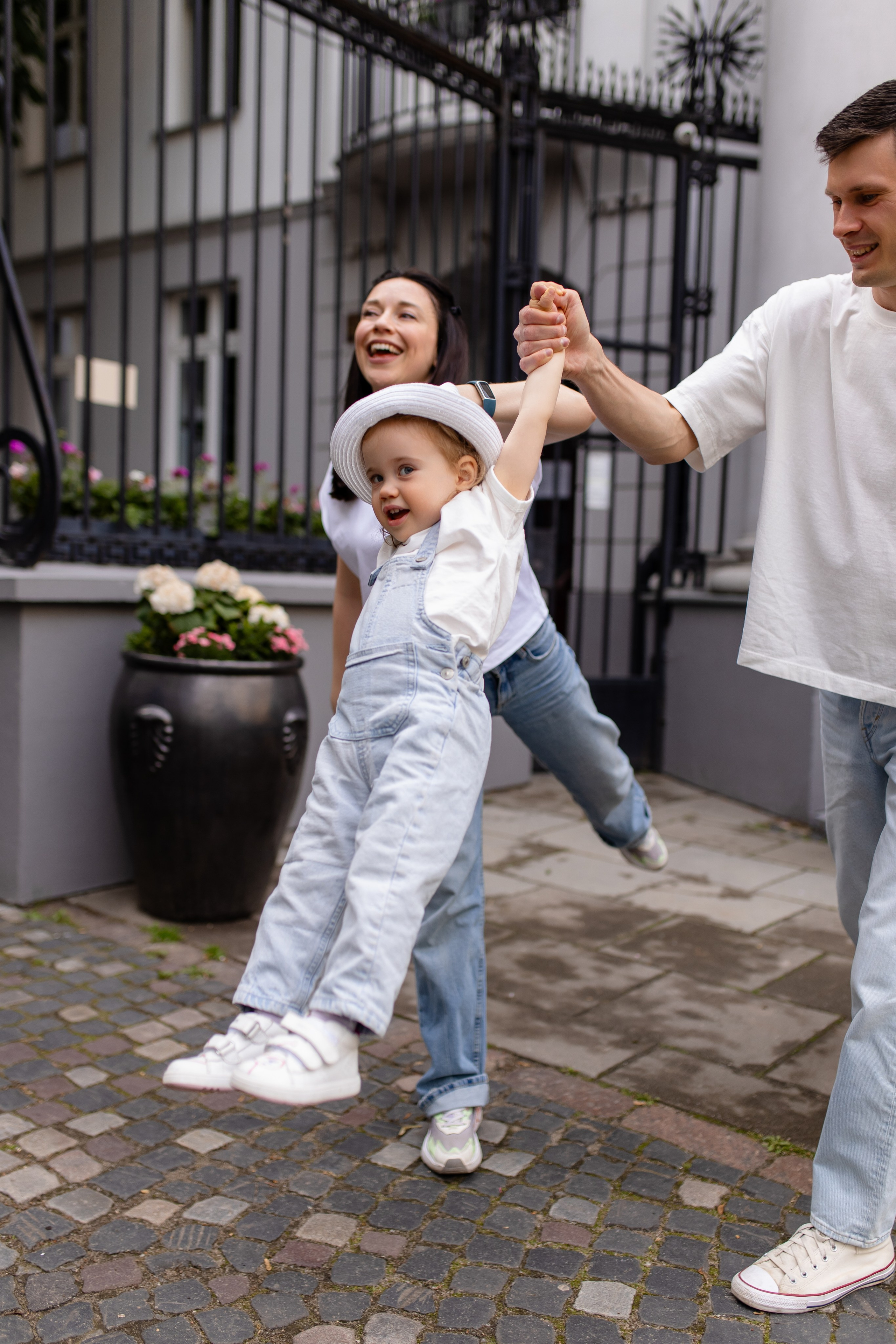 Денис+Настя+Єва. Весільний, сімейний фотограф Варшава