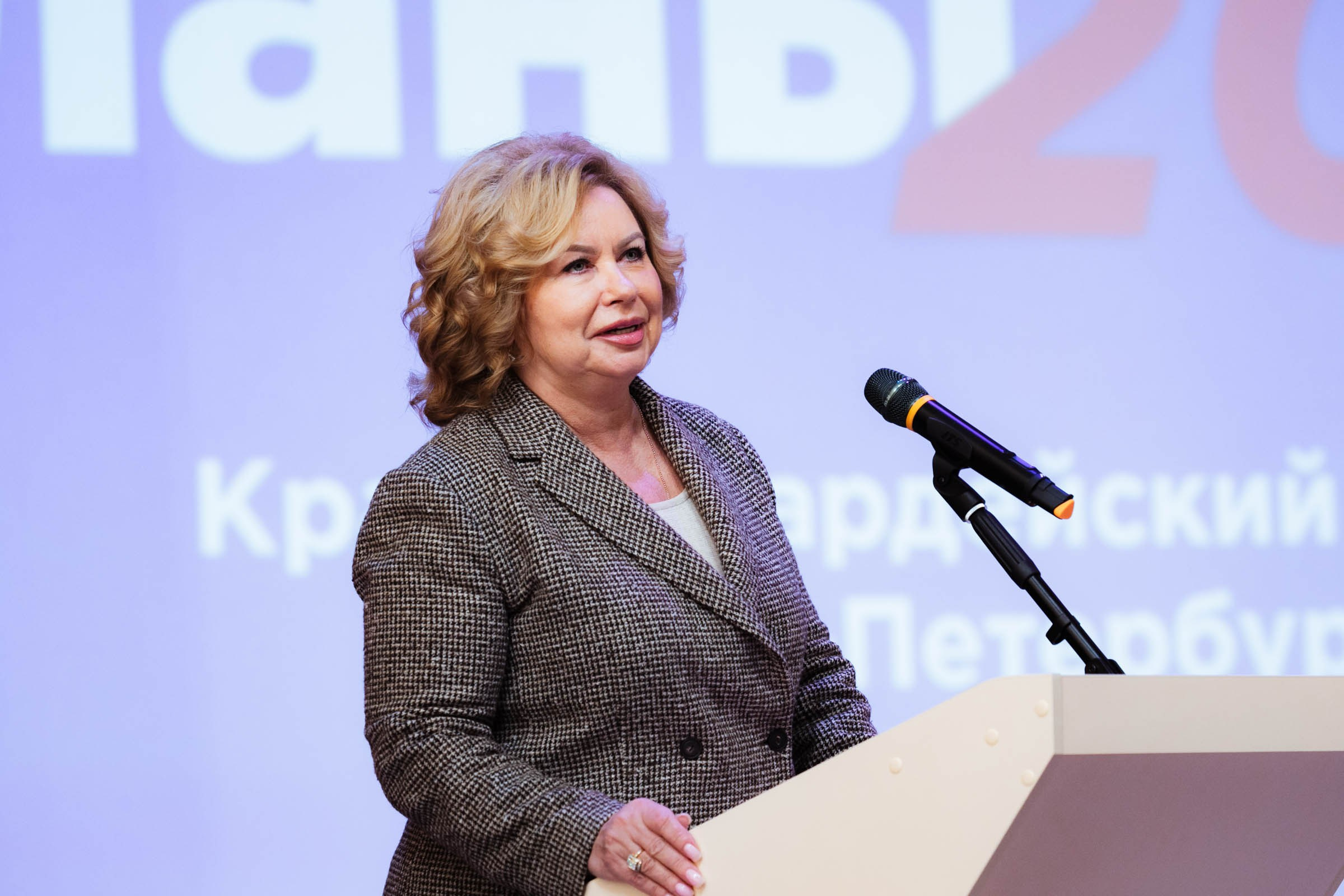 Глава Красногвардейского района. Репортажный и концертный фотограф в Санкт-Петербурге Адмакина Дарья