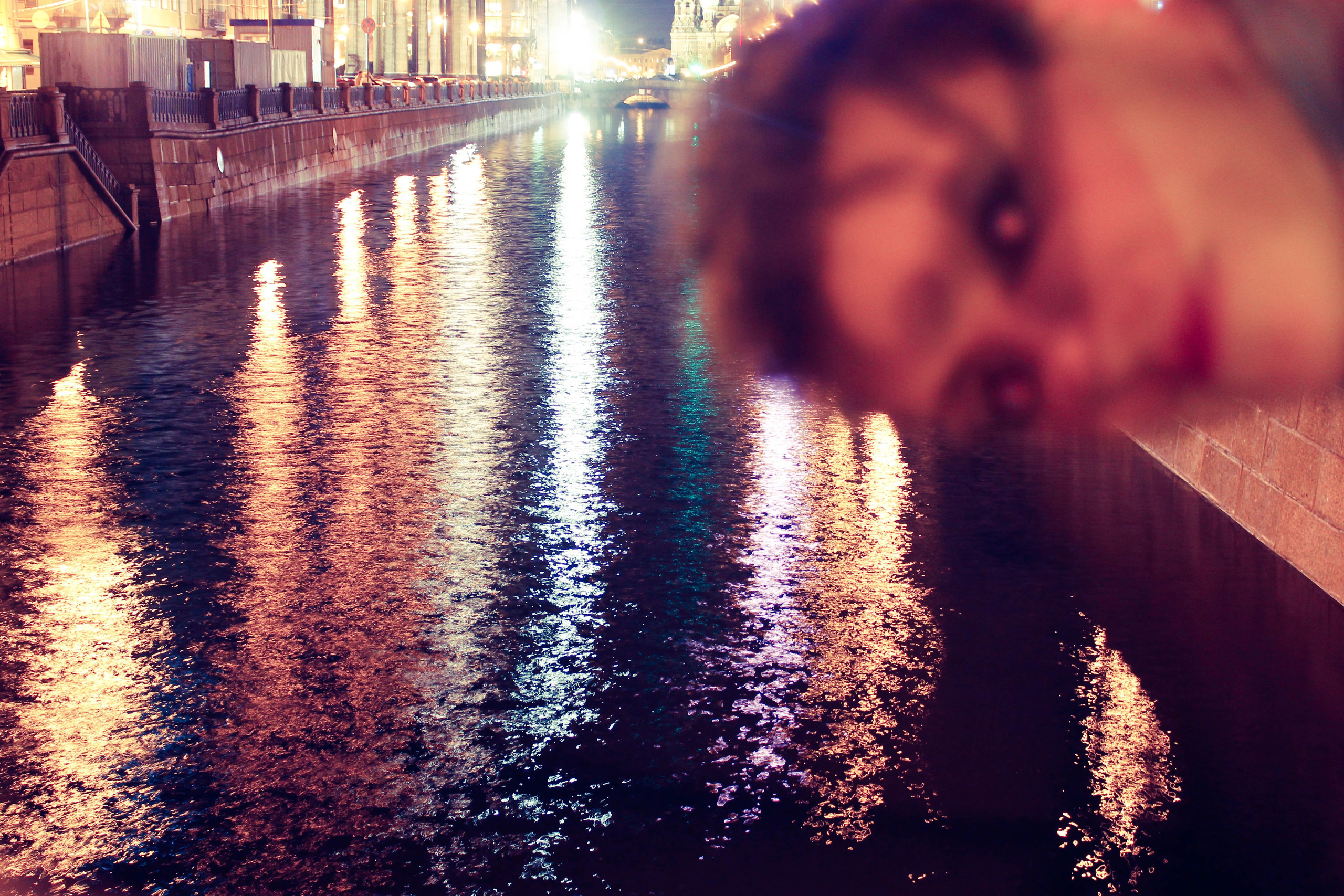 2011. Стрит-фотография, полная абсурда, идиотизма и красоты