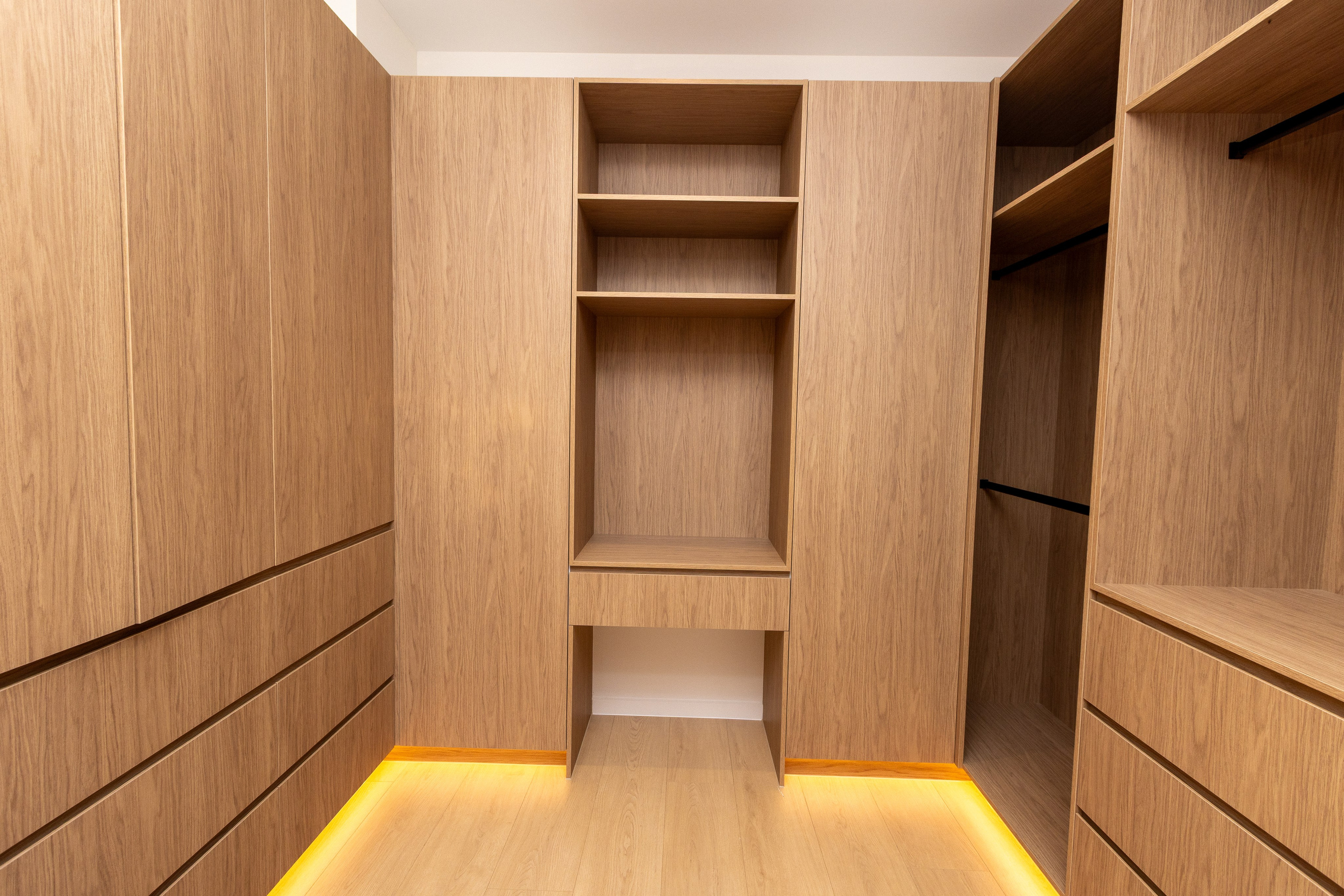 Beecroft House 1. MHCreative is family-oriented photographer based in SYDNEY