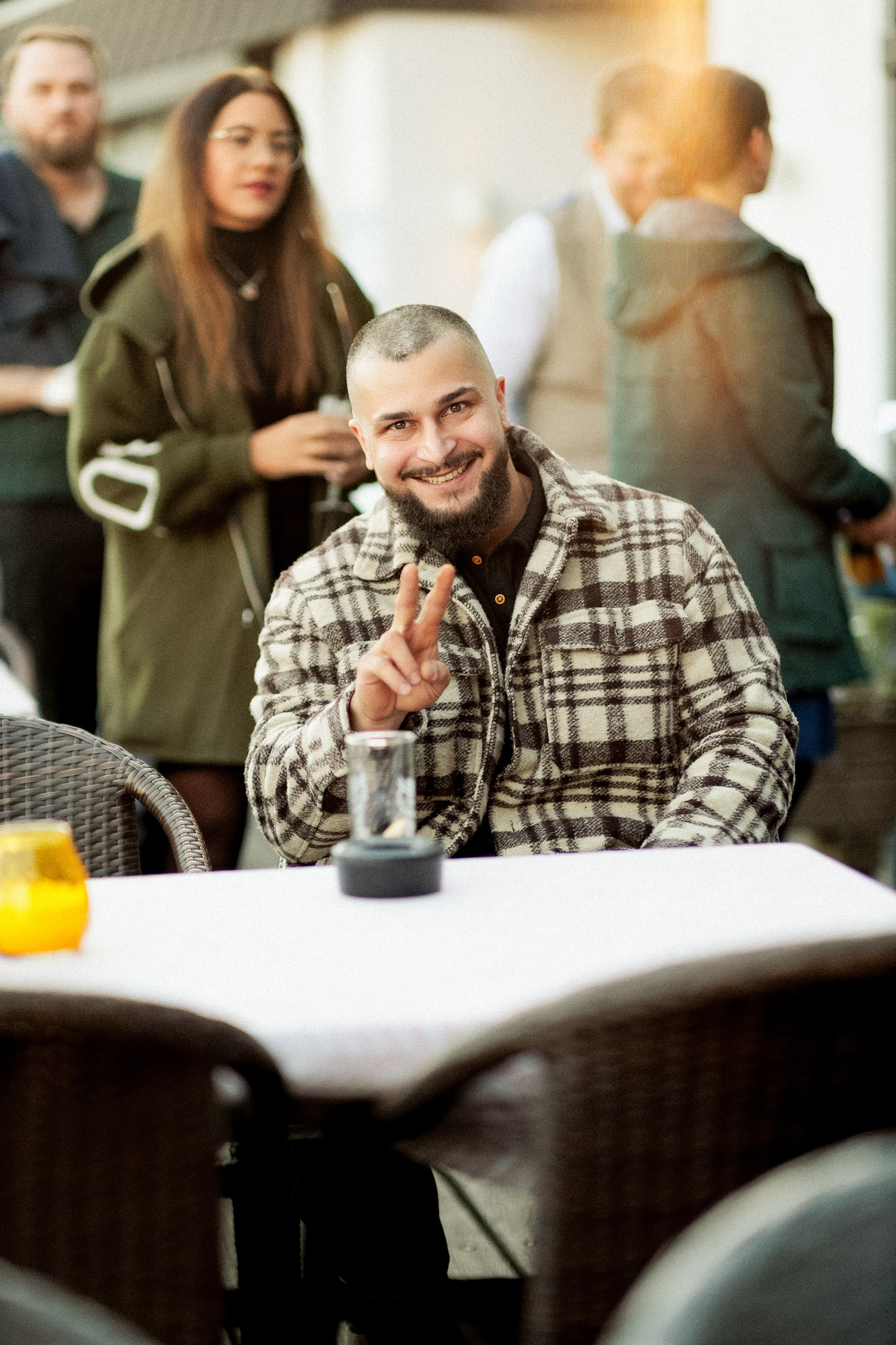 Traumhochzeit im Bobby Reich | Moderne Liebe am Hamburger Alsterufer. Hochzeitsfotograf und Hochzeitsvideograf aus Hamburg | Roka21Film