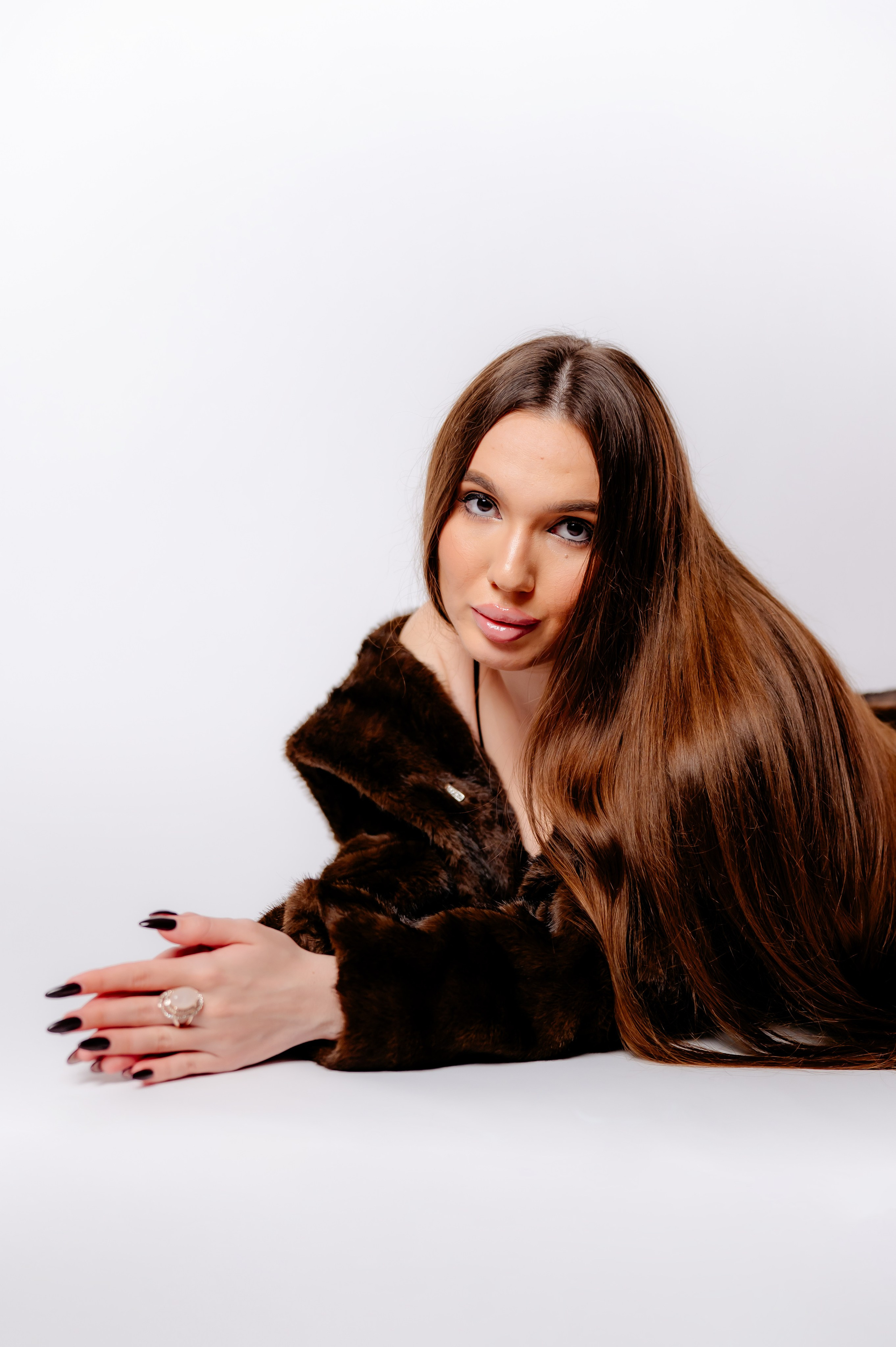 Larisa. Andrei Samuel – Fotograf București | Evenimente, Studio, Imobiliare, Produs