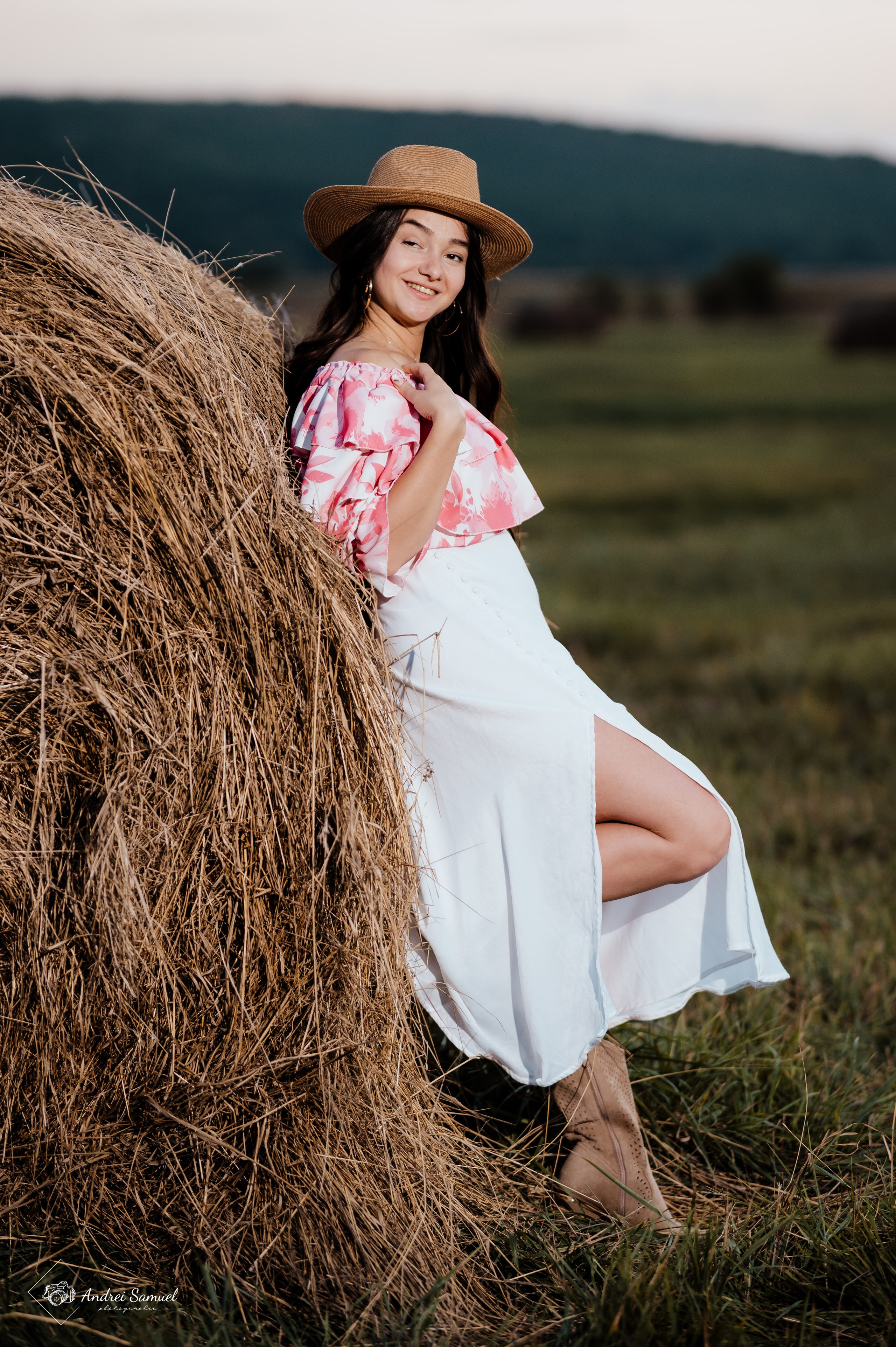 Ema & Vlad. Andrei Samuel – Fotograf București | Evenimente, Studio, Imobiliare, Produs