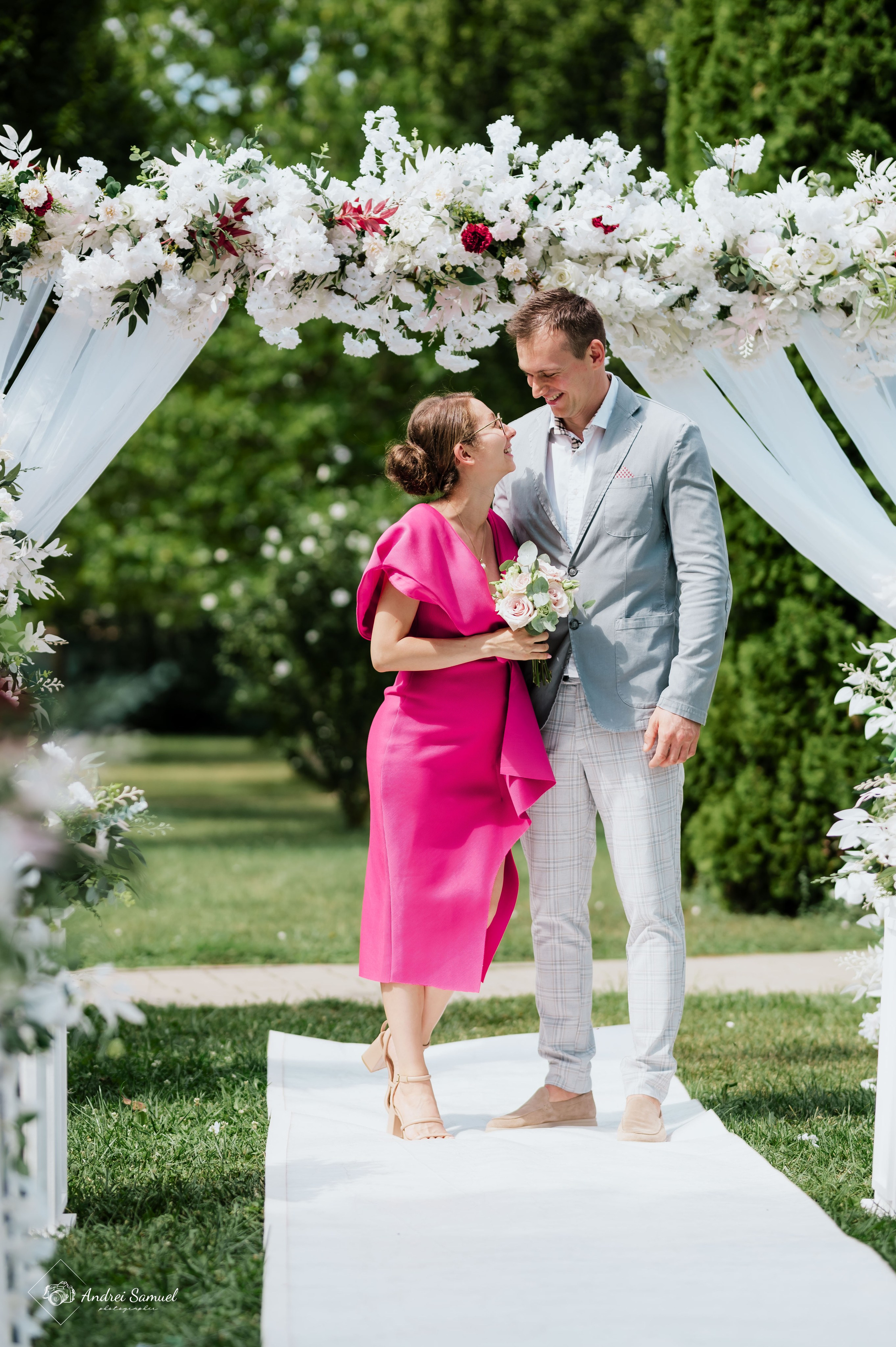 Alexandra & Sergiu. Andrei Samuel – Fotograf București | Evenimente, Studio, Imobiliare, Produs