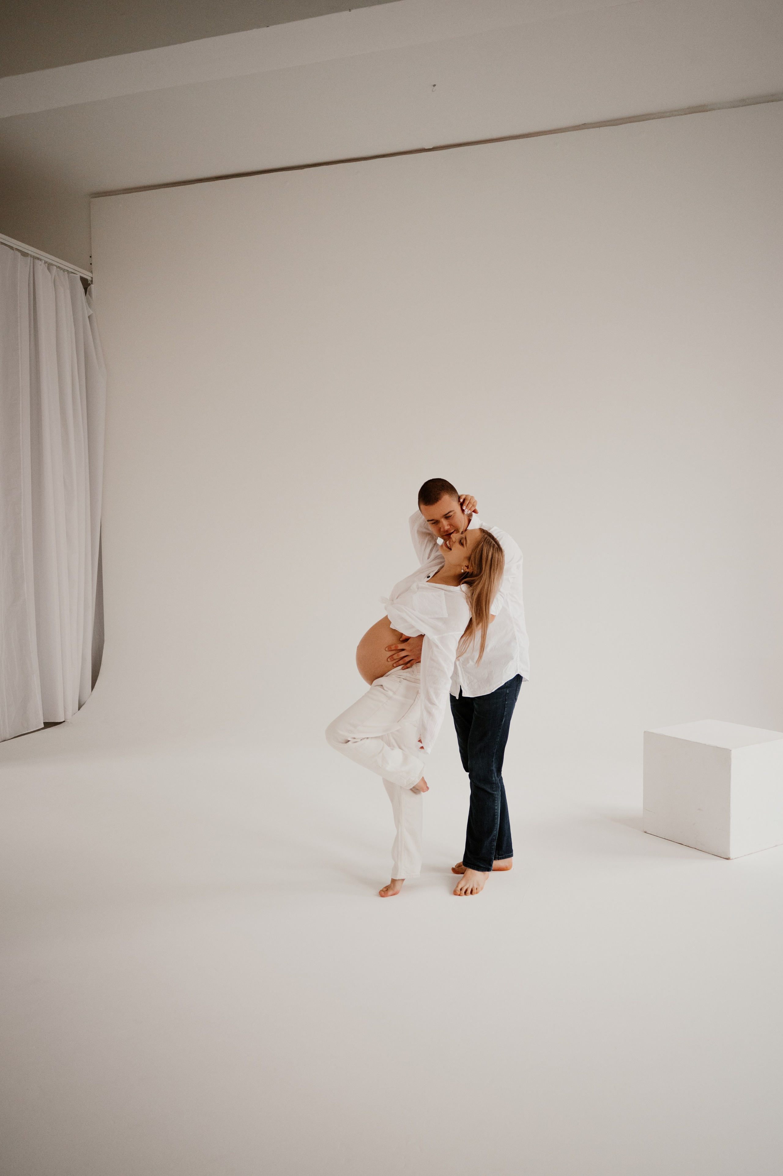 Jonas & Anja. ANNA-MARIA PHOTO CONTENT CREATOR — fotograf, estét, umělec a vizuální expert na Instagram v Praze