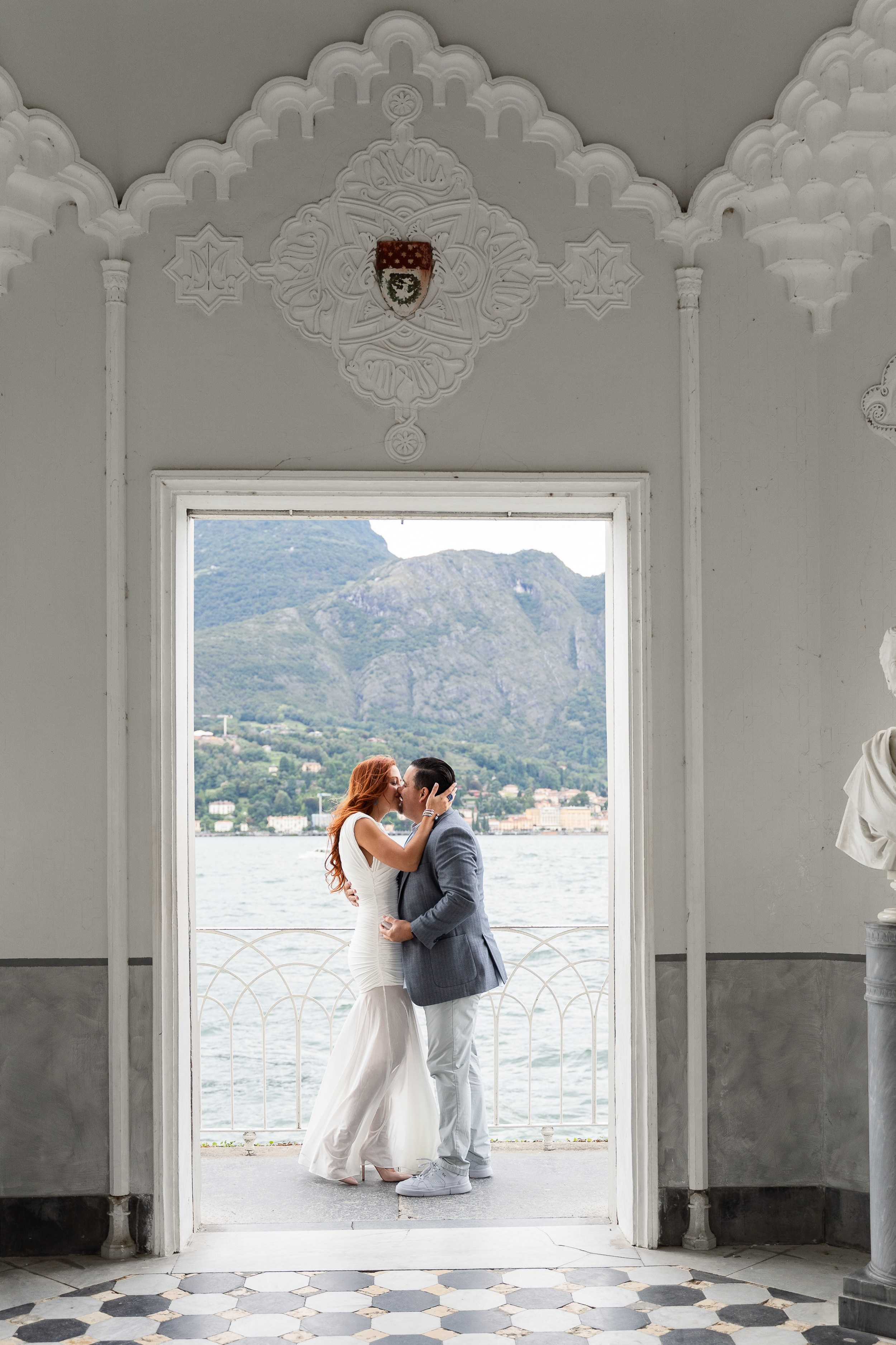 Villa Melzi Secret Proposal in Bellagio. Proposal Photographer in Lake Como