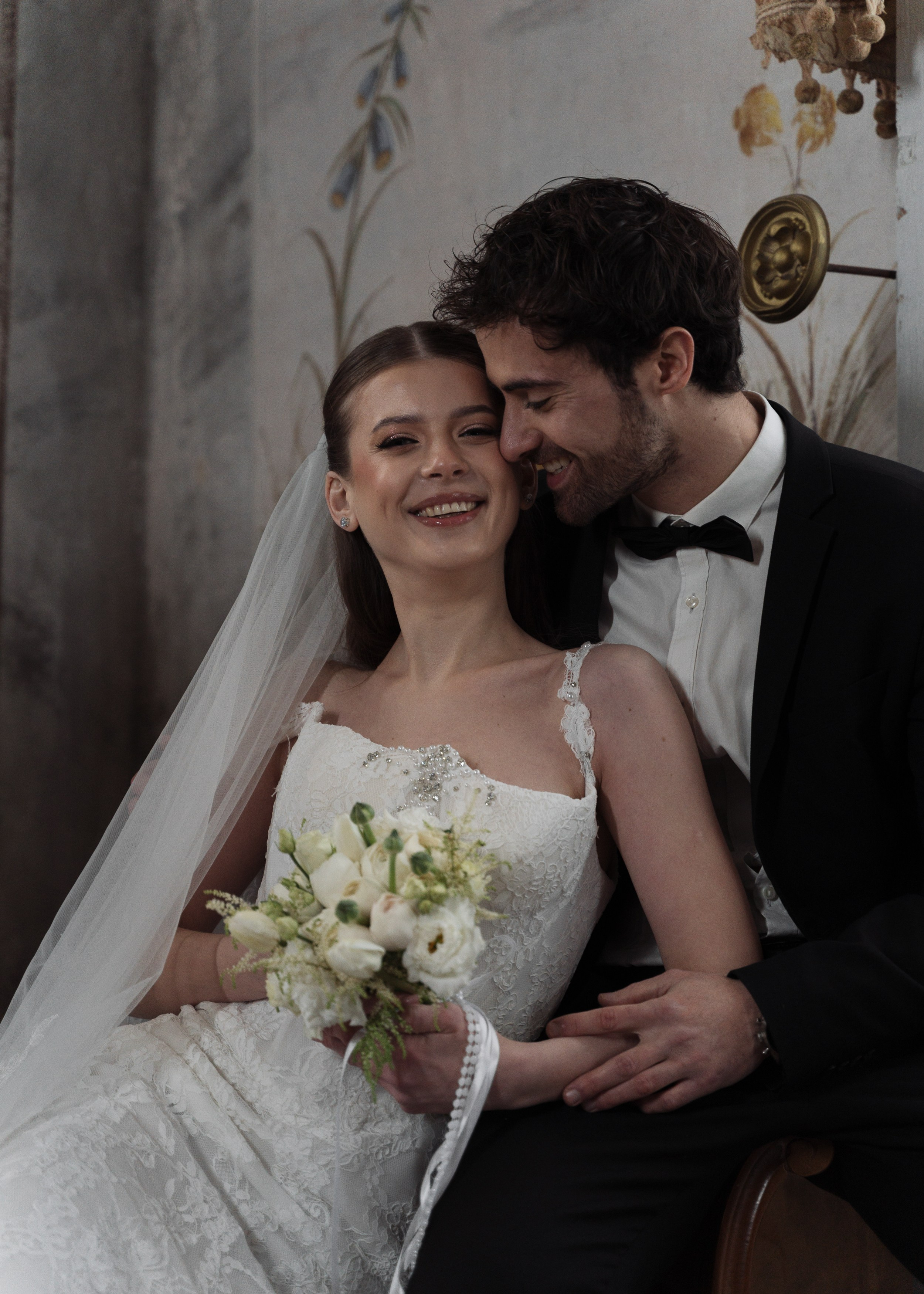 Intimate wedding in Milan. Proposal Photographer in Lake Como