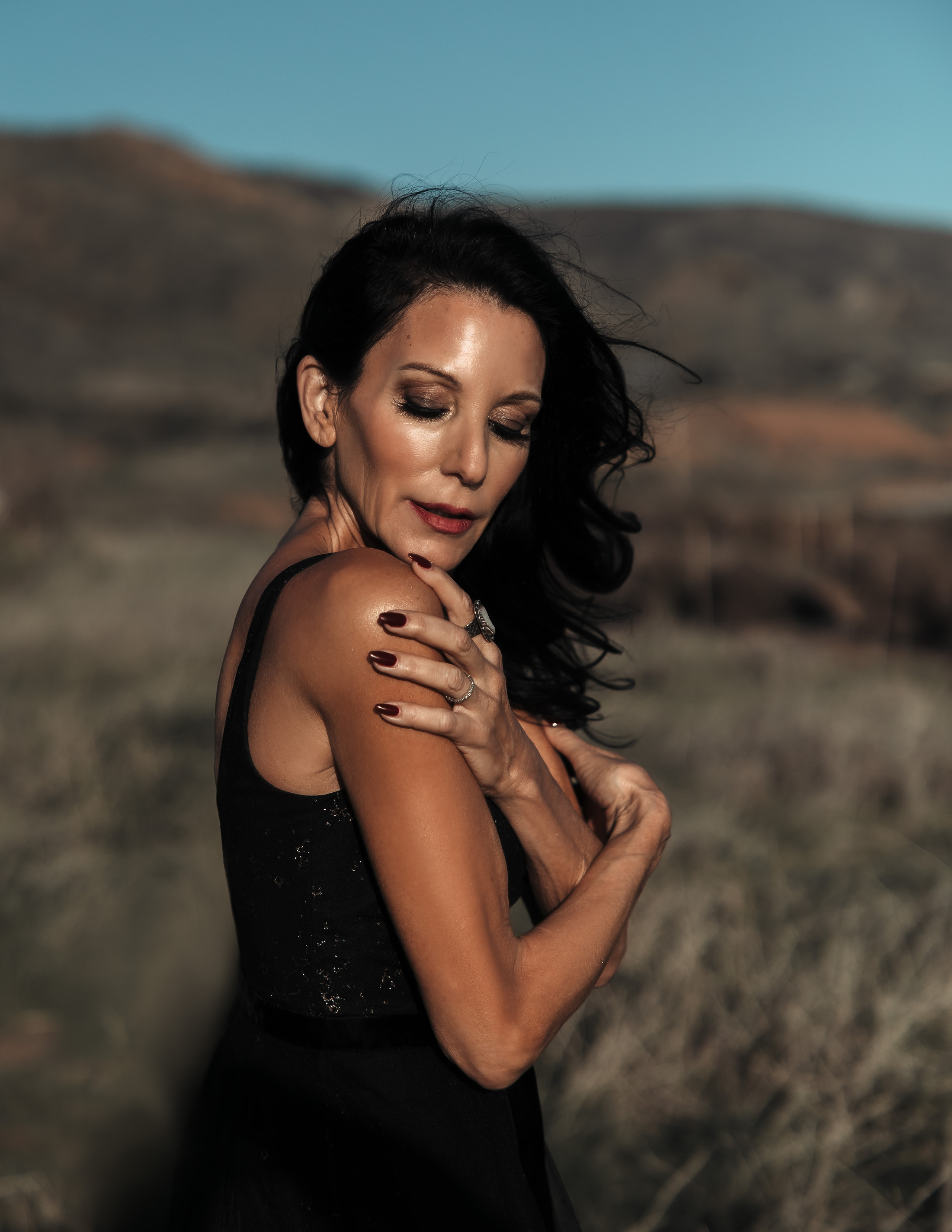 Portraits. Los Angeles maternity, boudoir and family photographer