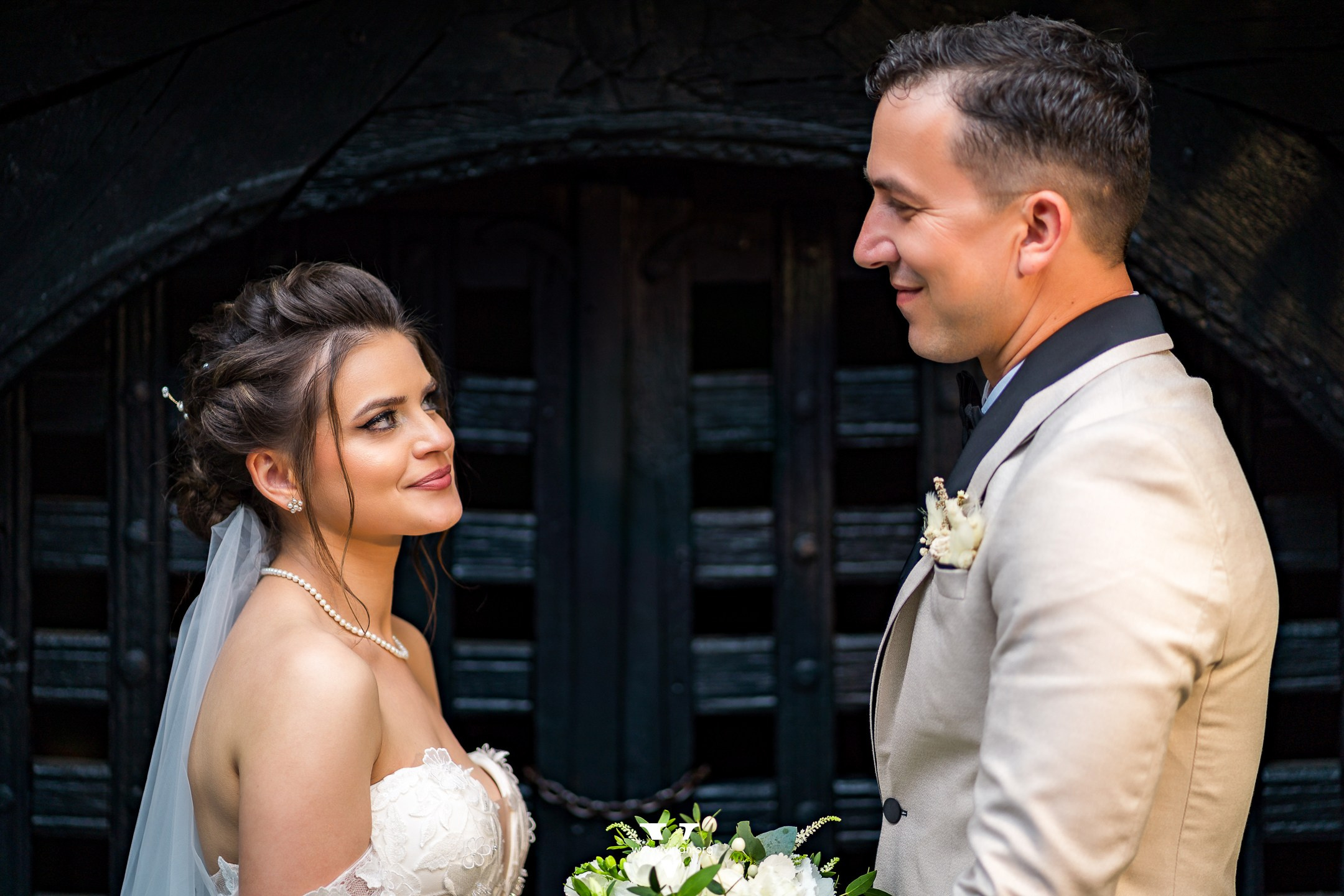 Fotografie de nunta. Cosmin Virlan - Fotograf de eveniment din Târgoviște