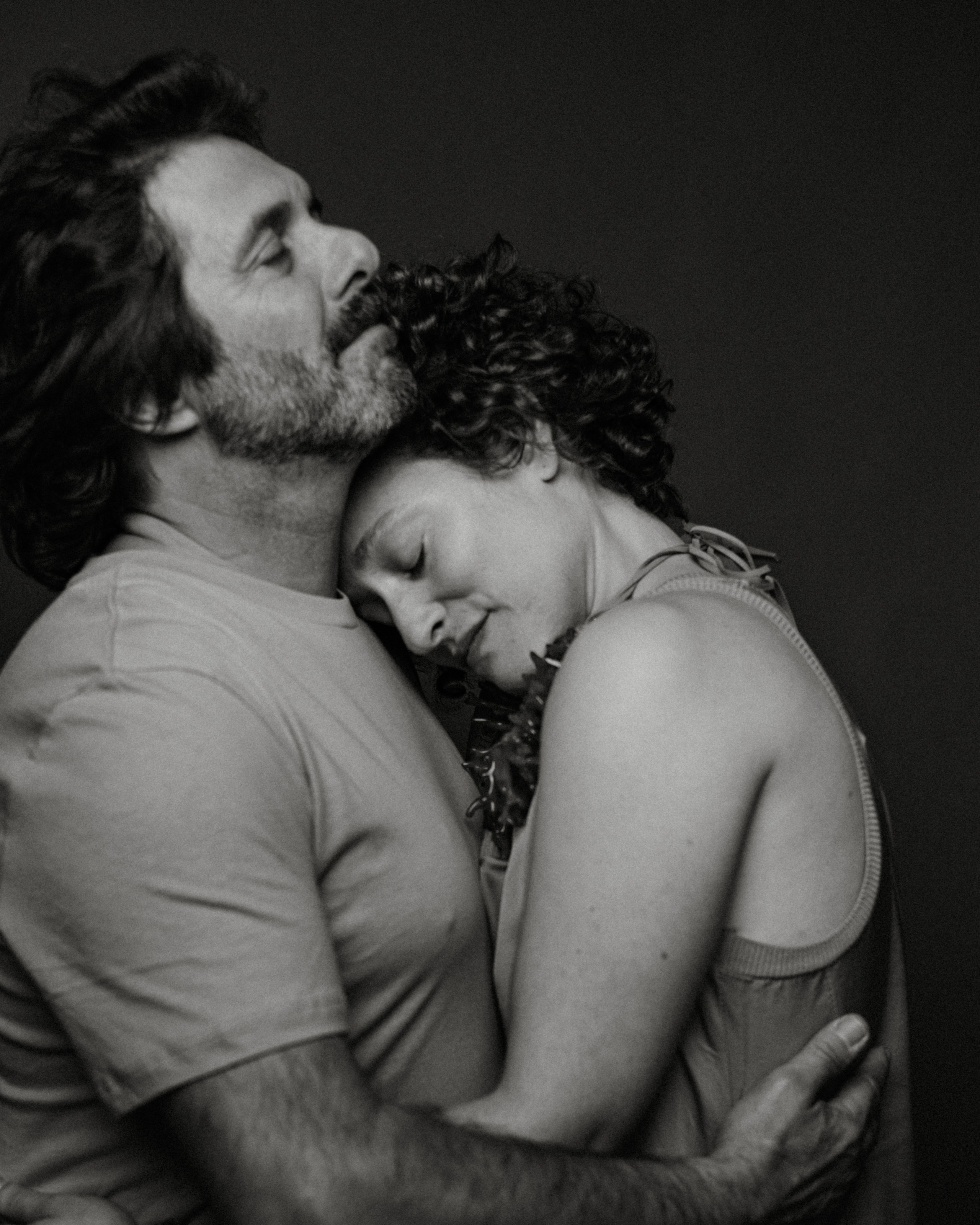 ANA and PEDRO. Studio. Anastasiia Antoniuk portrait, family and couple photographer, Portugal